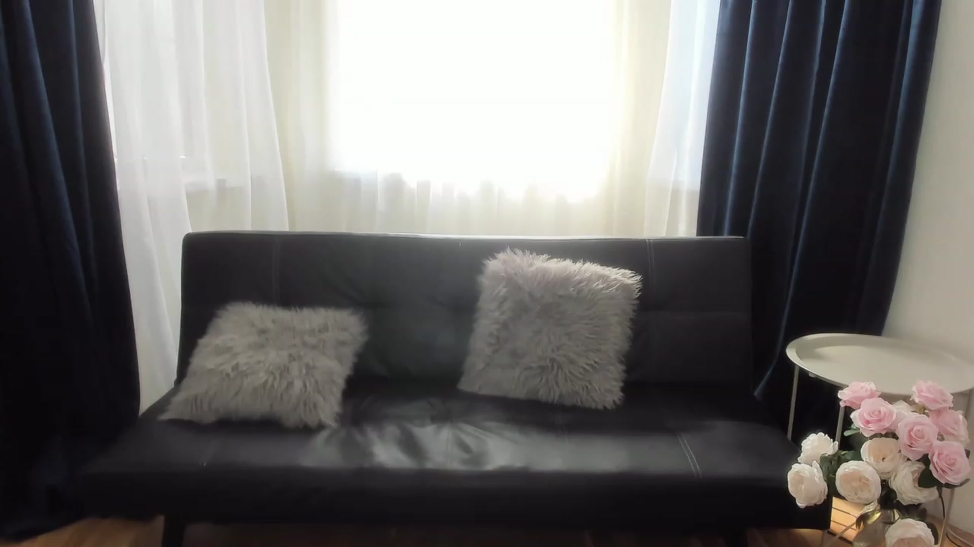 Gallery image thumbnail from AnaFoxy's myfreecams stream on, 08/16/2023, 12:41 image 18 of 20