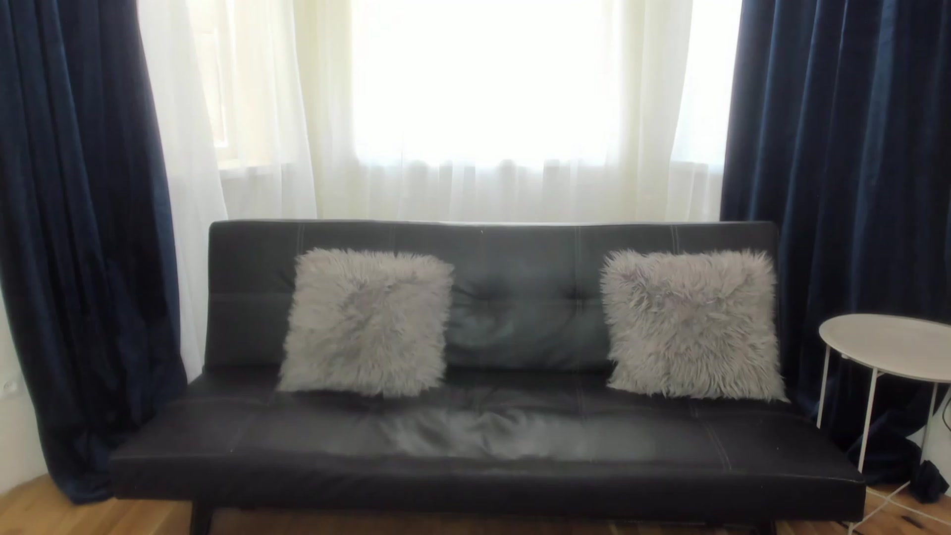 Gallery image thumbnail from AnaFoxy's myfreecams stream on, 08/20/2023, 09:23 image 13 of 20
