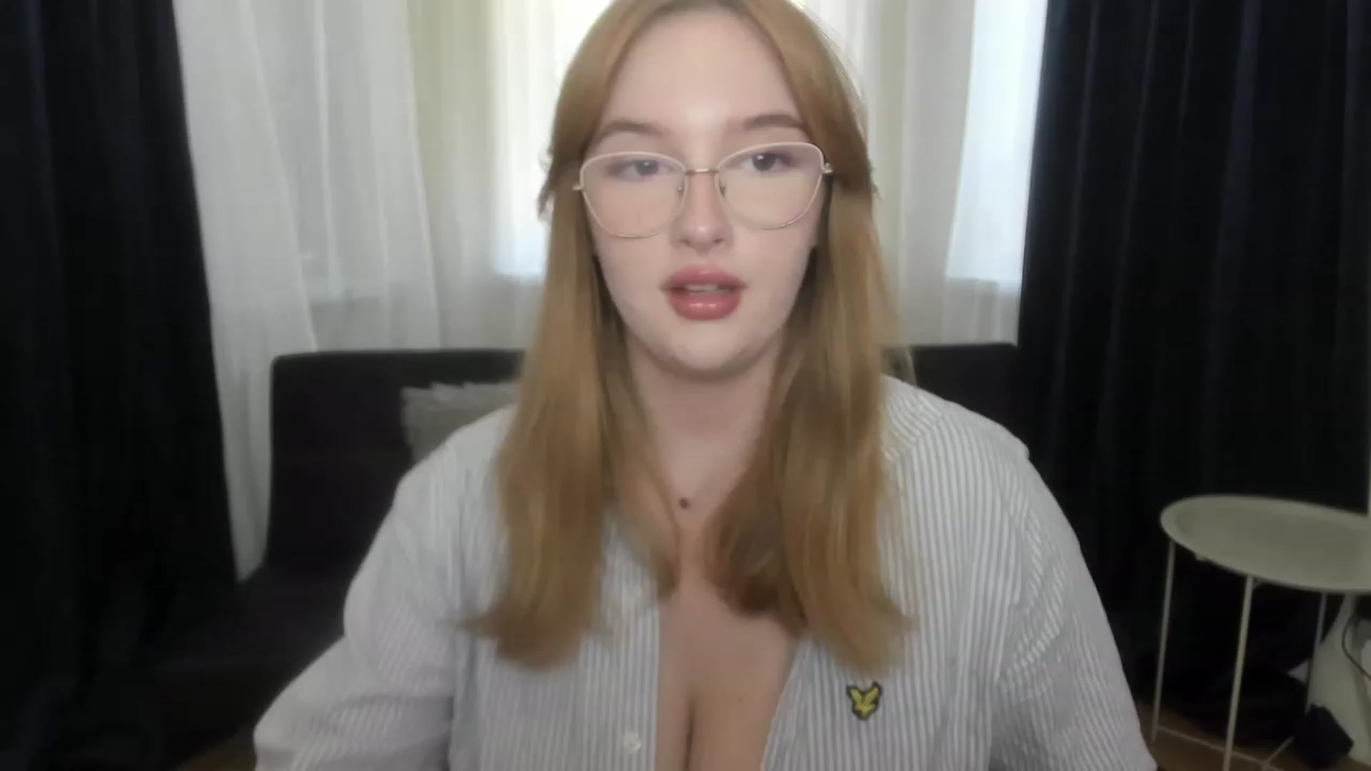 Gallery image thumbnail from AnaFoxy's myfreecams stream on, 08/21/2023, 08:16 image 5 of 20