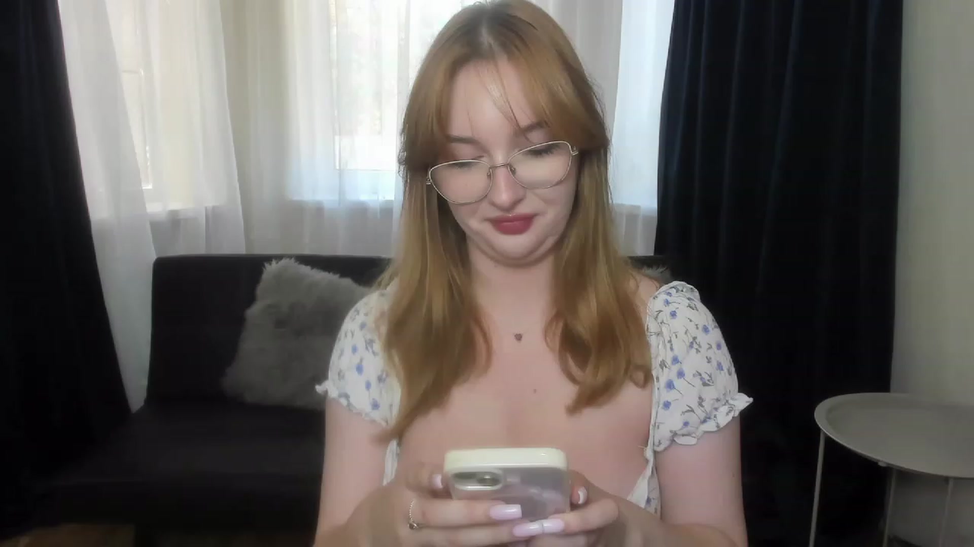 Gallery image thumbnail from AnaFoxy's myfreecams stream on, 08/27/2023, 09:52 image 15 of 20