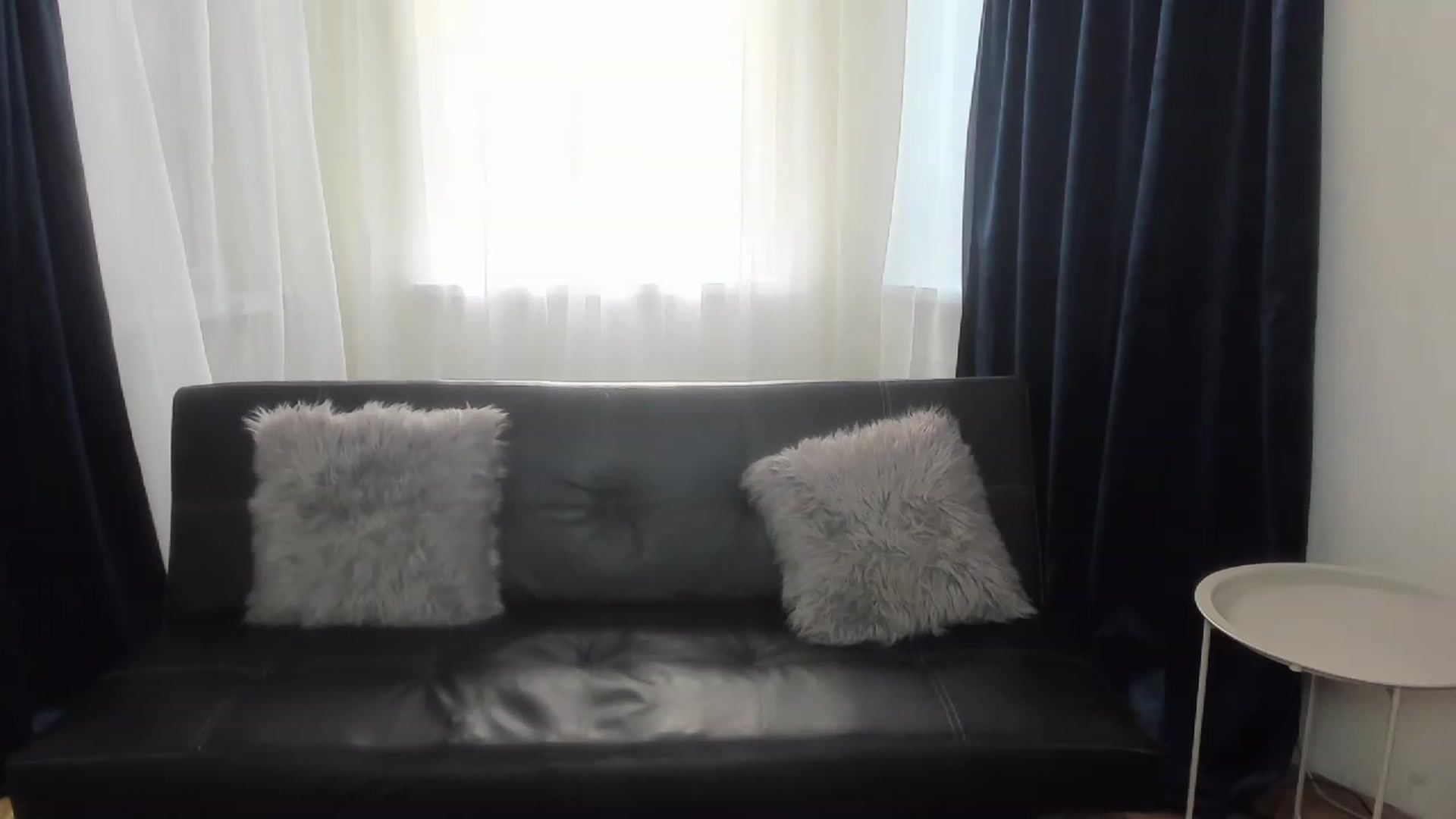Gallery image thumbnail from AnaFoxy's myfreecams stream on, 08/27/2023, 14:24 image 11 of 20