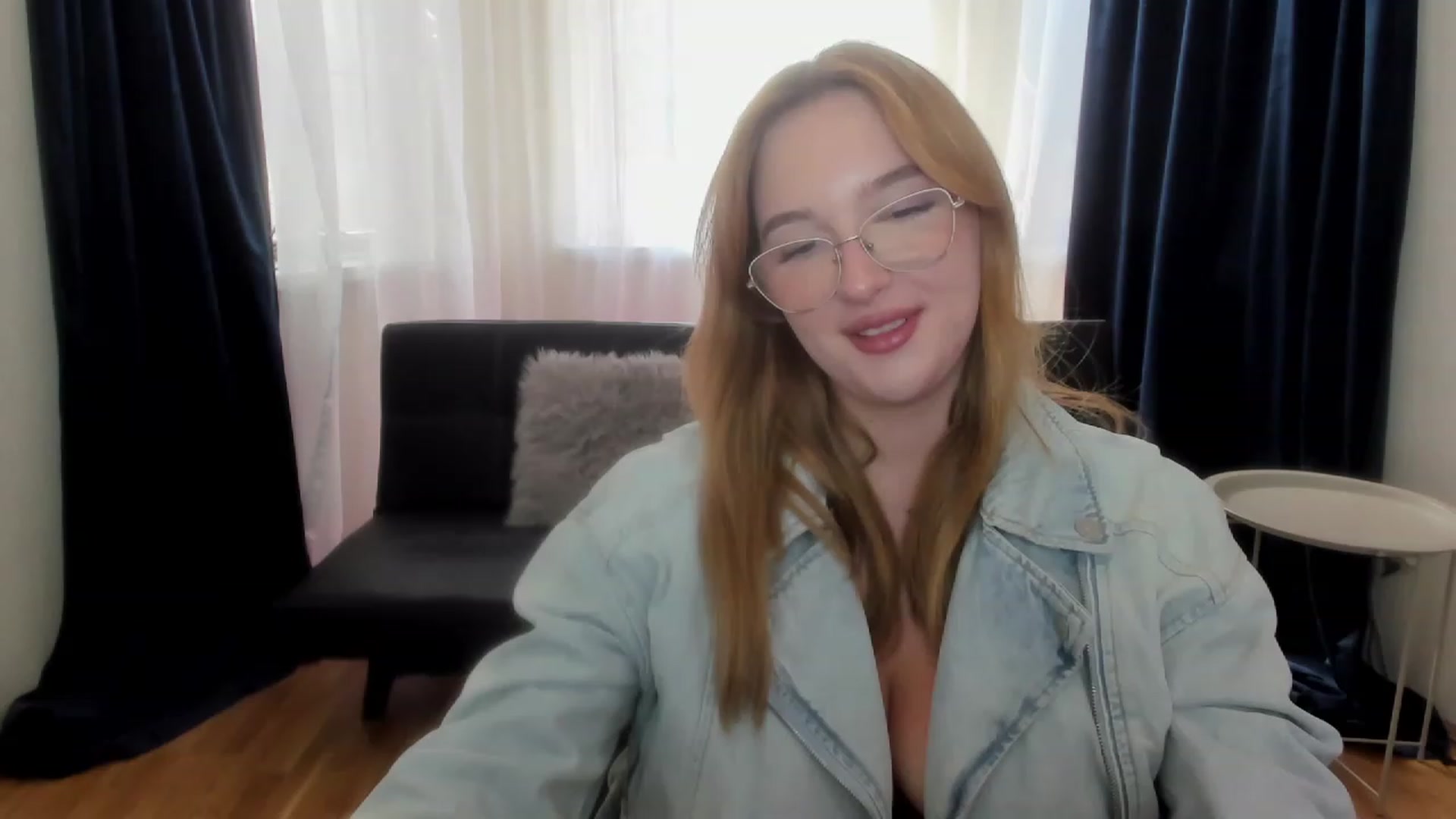 Gallery image thumbnail from AnaFoxy's myfreecams stream on, 09/10/2023, 11:40 image 19 of 20
