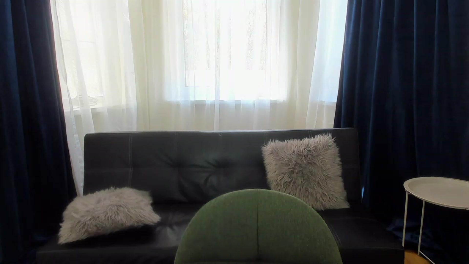 Gallery image thumbnail from AnaFoxy's myfreecams stream on, 09/24/2023, 10:43 image 2 of 20