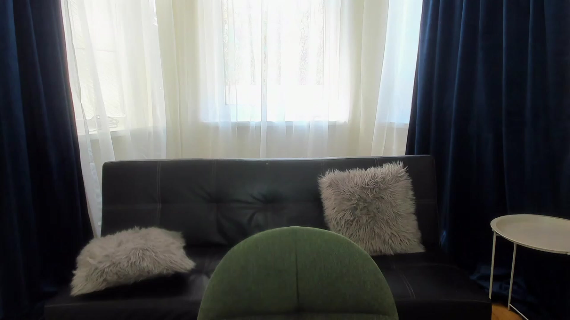 Gallery image thumbnail from AnaFoxy's myfreecams stream on, 09/24/2023, 10:43 image 4 of 20