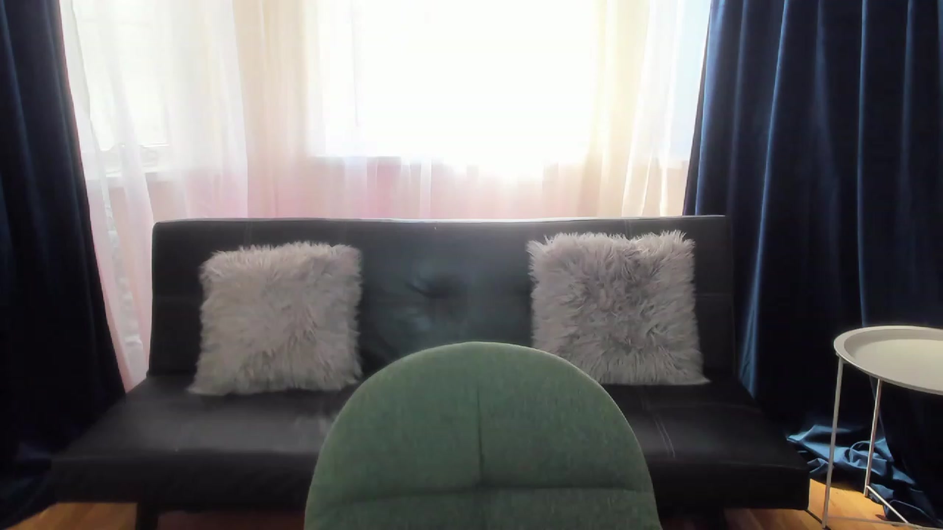 Gallery image thumbnail from AnaFoxy's myfreecams stream on, 09/27/2023, 11:37 image 18 of 20