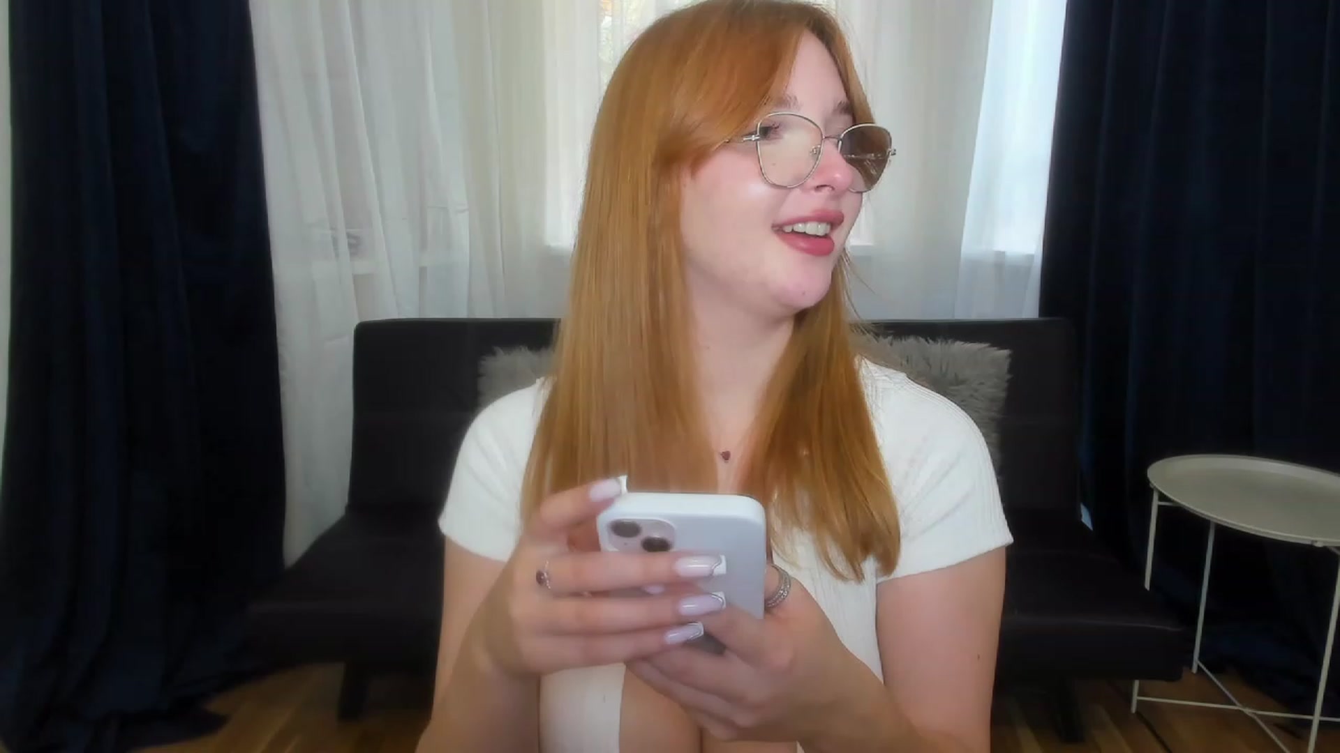 Gallery image thumbnail from AnaFoxy's myfreecams stream on, 10/08/2023, 11:23 image 20 of 20