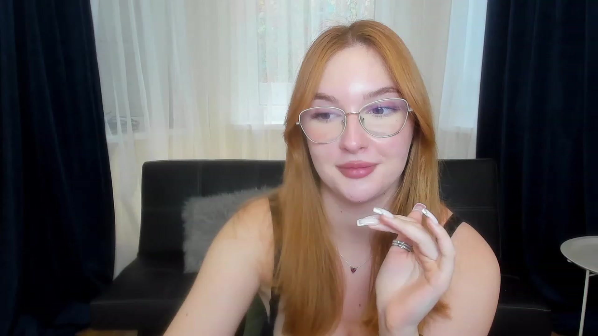 Gallery image thumbnail from AnaFoxy's myfreecams stream on, 10/15/2023, 10:47 image 6 of 20