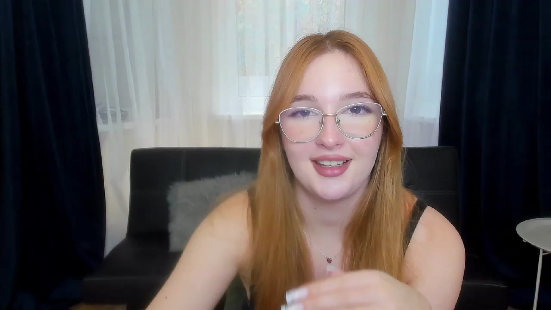 Gallery image thumbnail from AnaFoxy's myfreecams stream on, 10/15/2023, 10:47 image 7 of 20