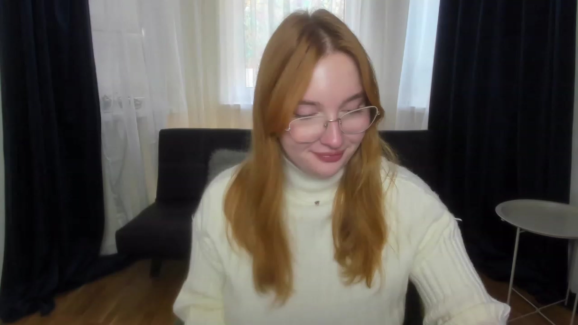 Gallery image thumbnail from AnaFoxy's myfreecams stream on, 10/16/2023, 08:06 image 9 of 20