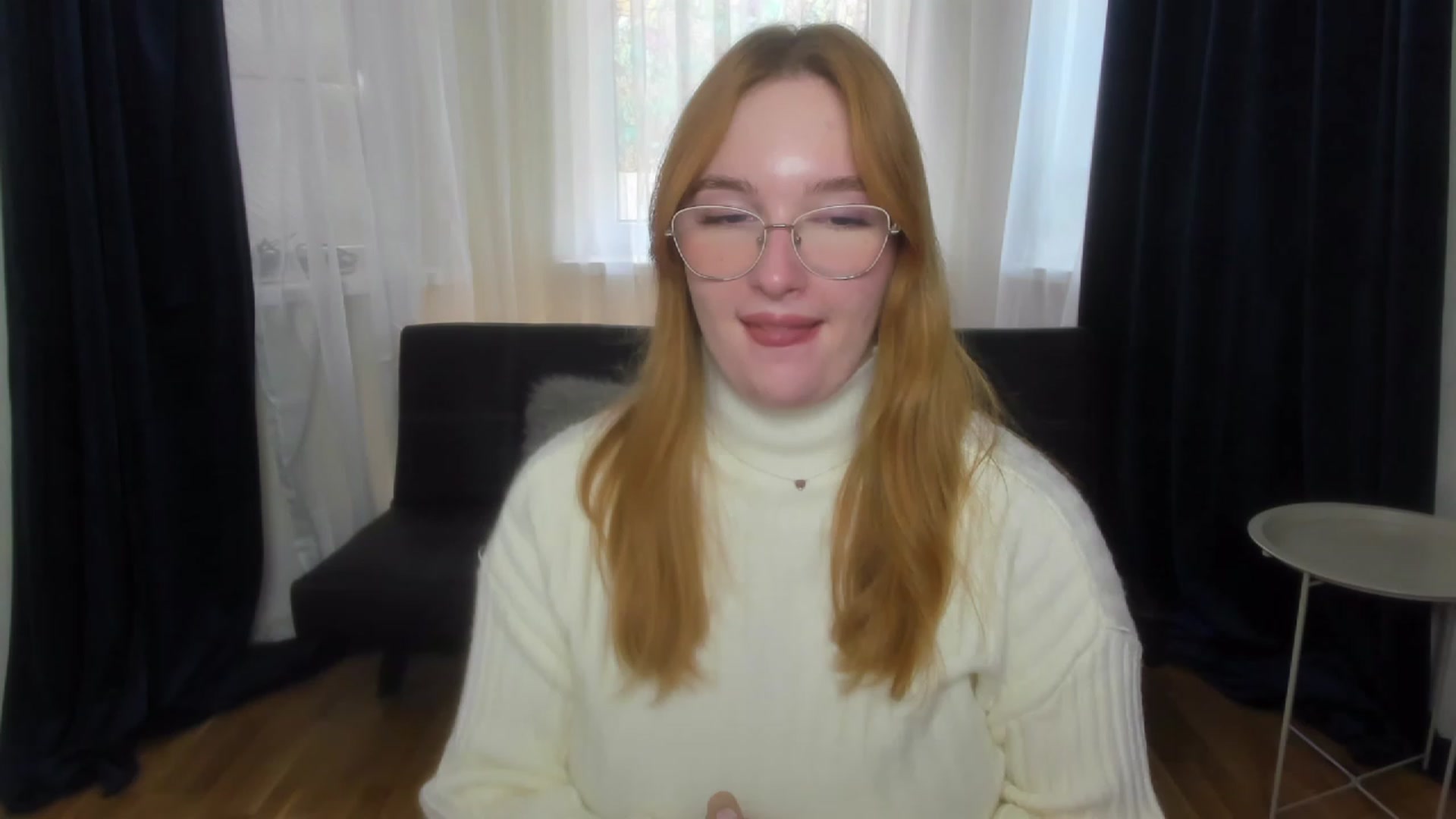 Gallery image thumbnail from AnaFoxy's myfreecams stream on, 10/16/2023, 08:06 image 8 of 20