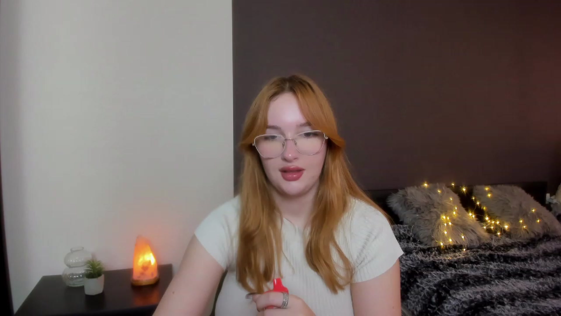 Gallery image thumbnail from AnaFoxy's myfreecams stream on, 11/05/2023, 12:54 image 14 of 20