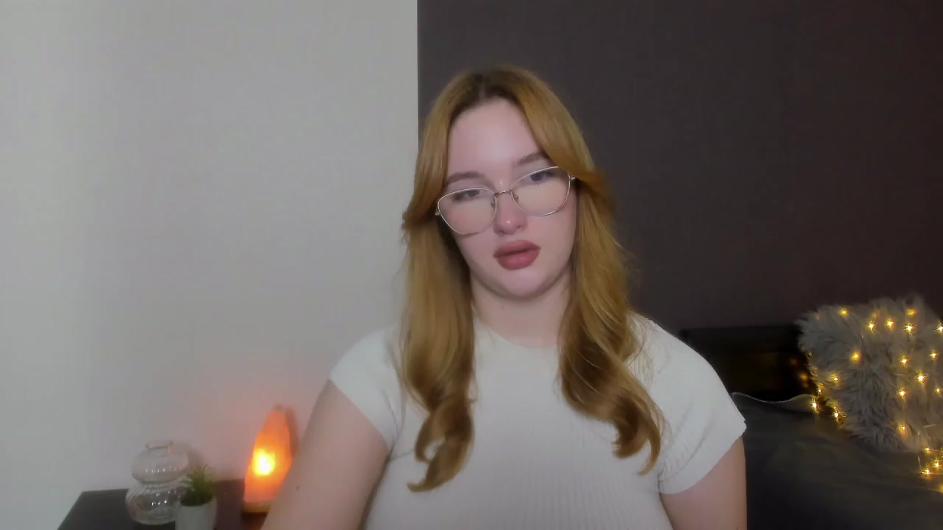 Gallery image thumbnail from AnaFoxy's myfreecams stream on, 11/13/2023, 10:48 image 20 of 20