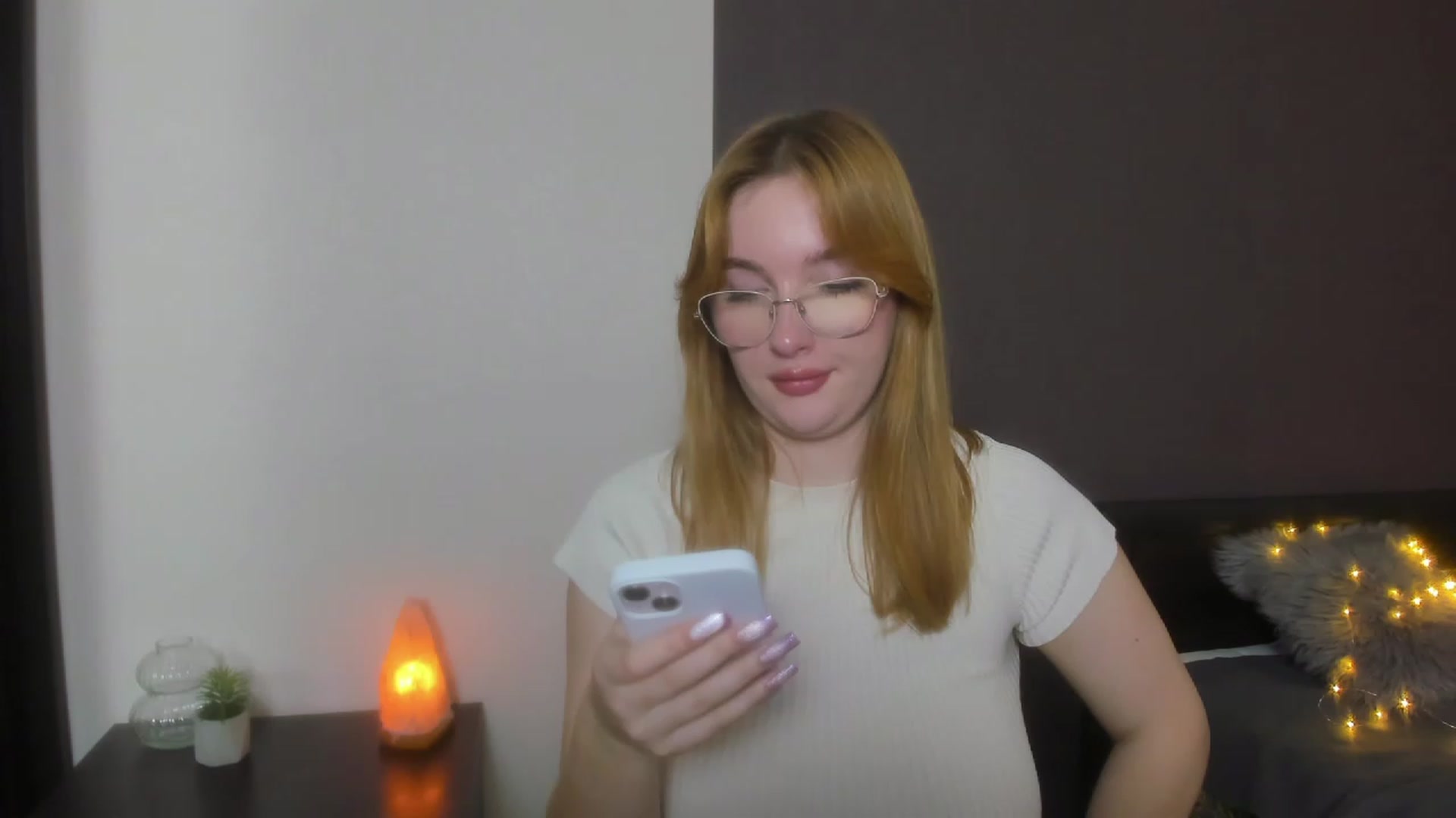 Gallery image thumbnail from AnaFoxy's myfreecams stream on, 11/16/2023, 12:02 image 2 of 20