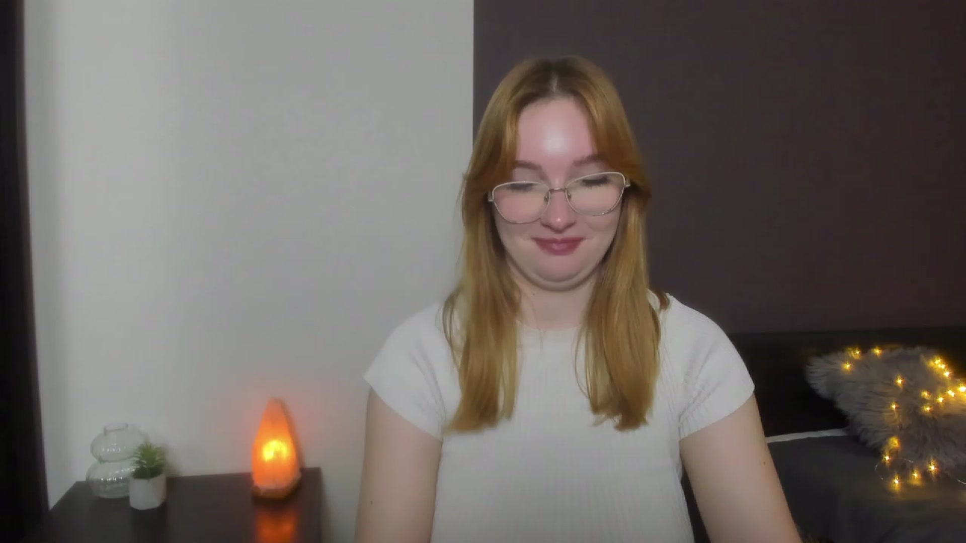 Gallery image thumbnail from AnaFoxy's myfreecams stream on, 11/16/2023, 12:02 image 4 of 20