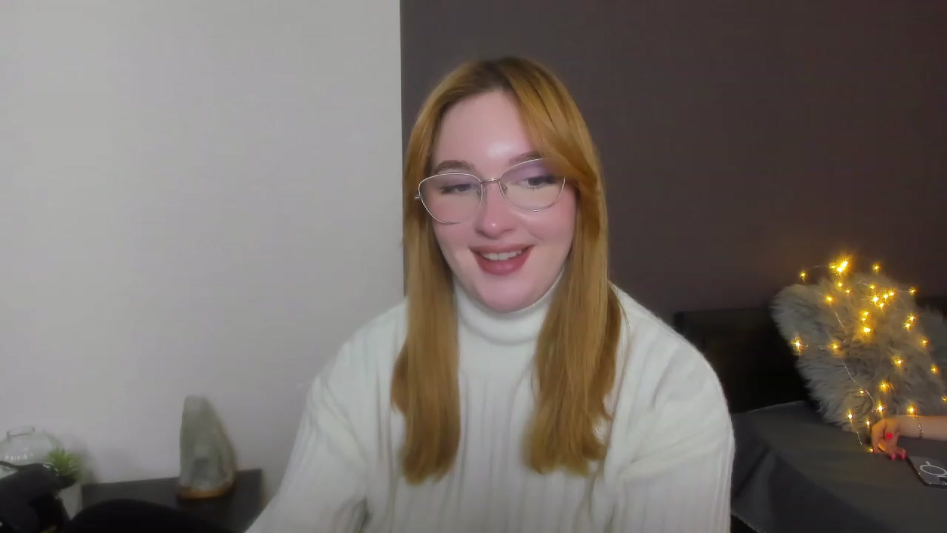 Gallery image thumbnail from AnaFoxy's myfreecams stream on, 11/20/2023, 10:57 image 6 of 20