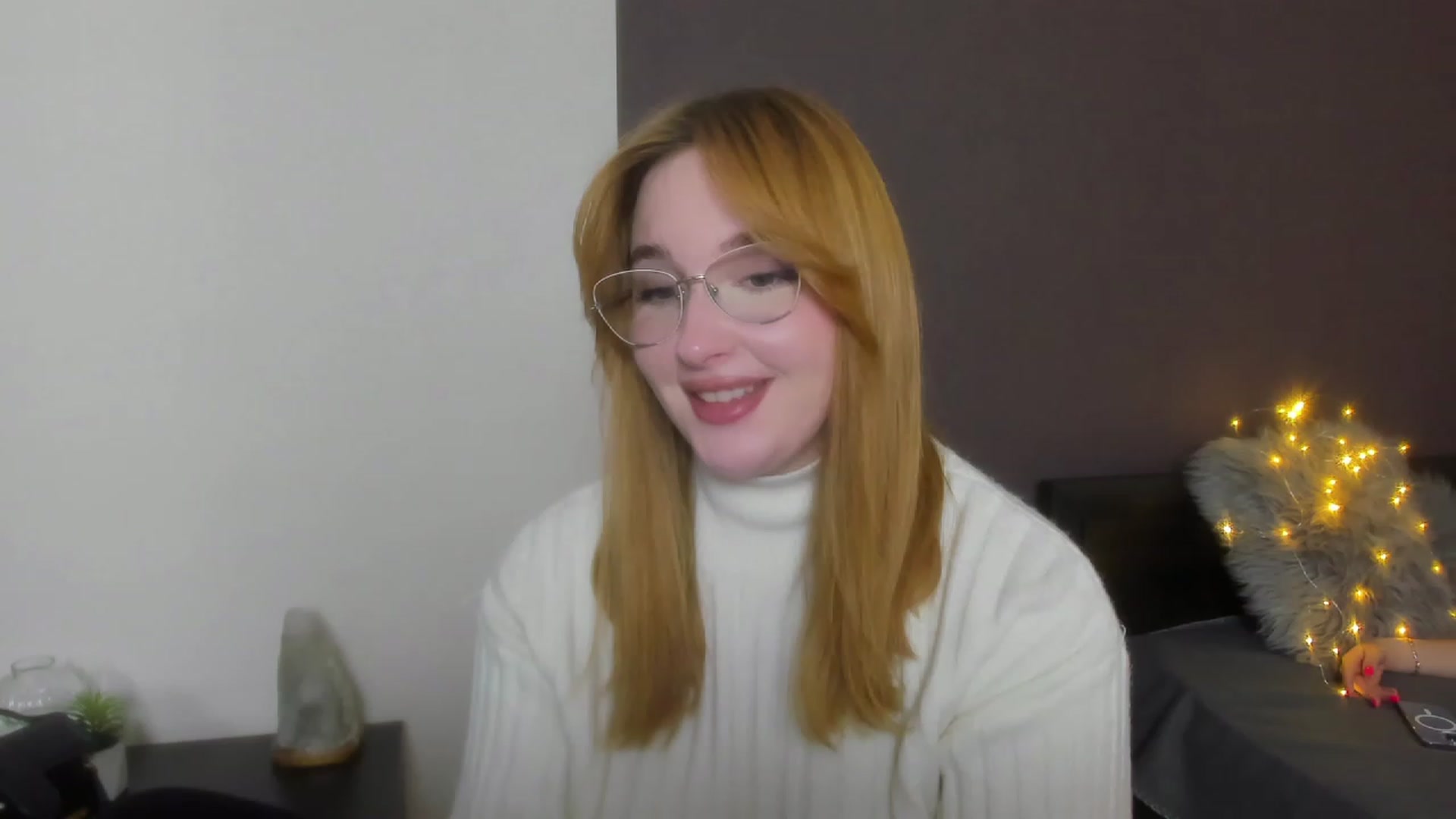 Gallery image thumbnail from AnaFoxy's myfreecams stream on, 11/20/2023, 10:57 image 12 of 20