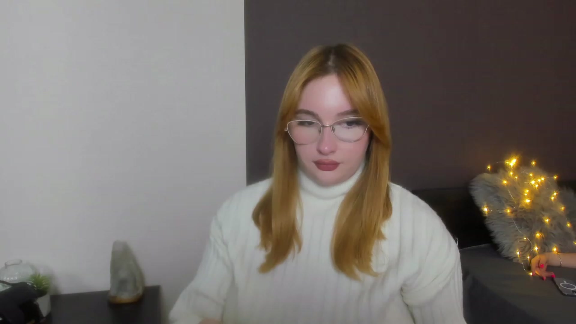 Gallery image thumbnail from AnaFoxy's myfreecams stream on, 11/20/2023, 10:57 image 17 of 20