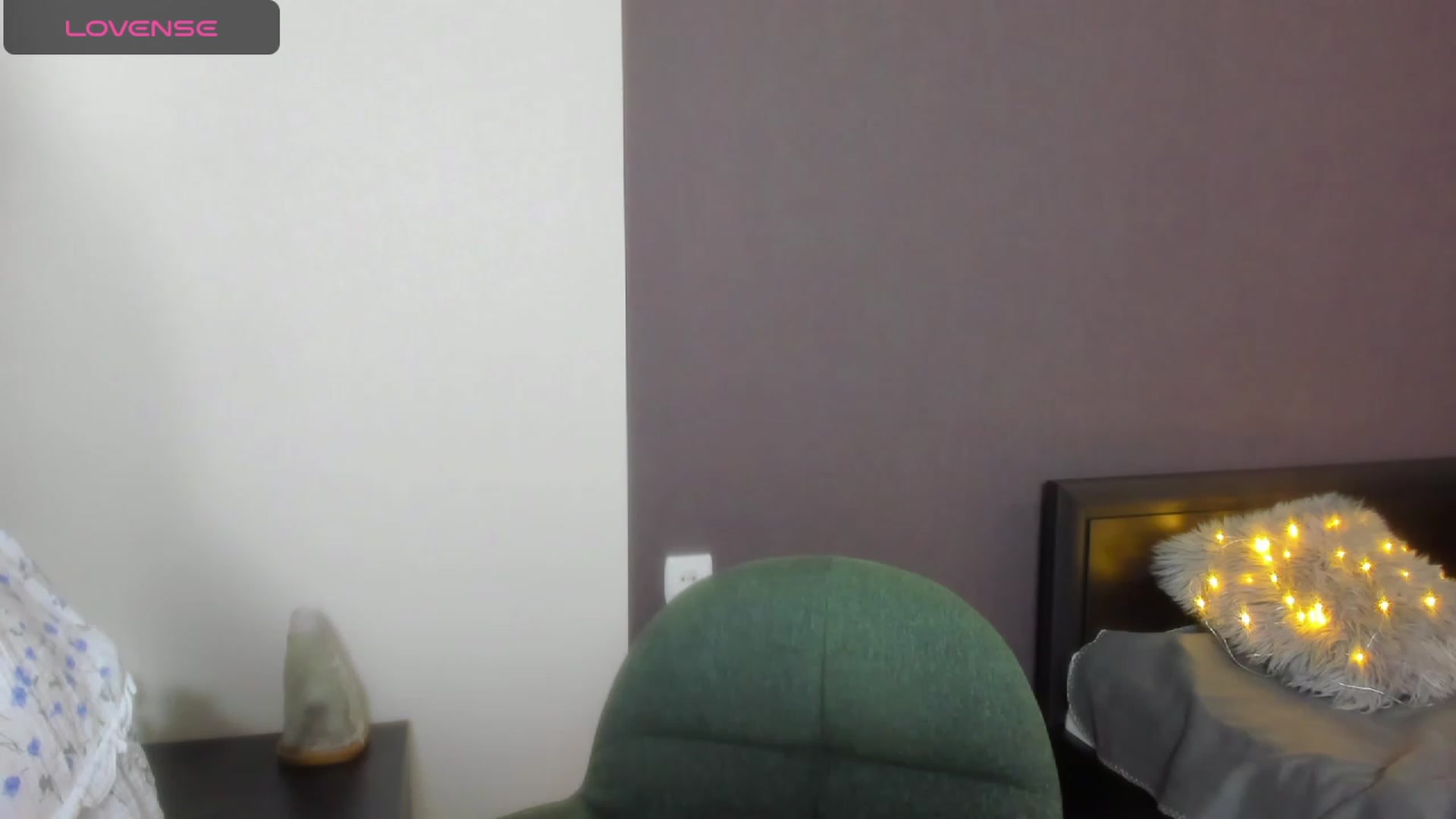 Gallery image thumbnail from AnaFoxy's myfreecams stream on, 11/20/2023, 12:29 image 3 of 20