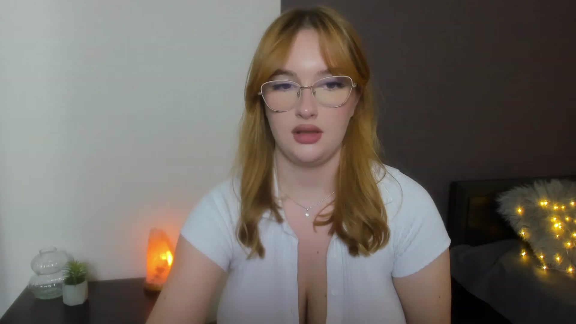 Gallery image thumbnail from AnaFoxy's myfreecams stream on, 11/24/2023, 10:57 image 13 of 20