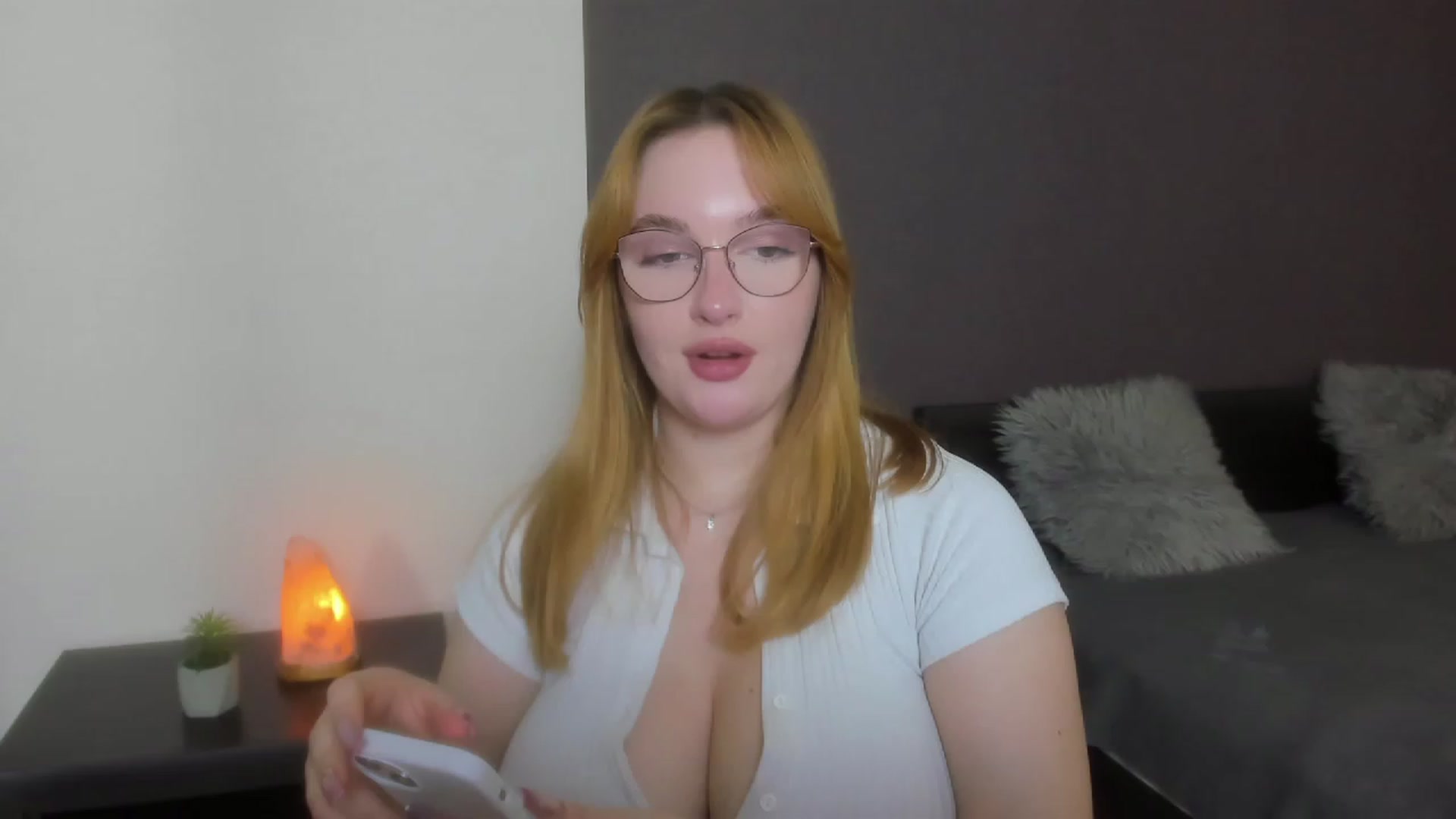 Gallery image thumbnail from AnaFoxy's myfreecams stream on, 11/29/2023, 11:32 image 11 of 20