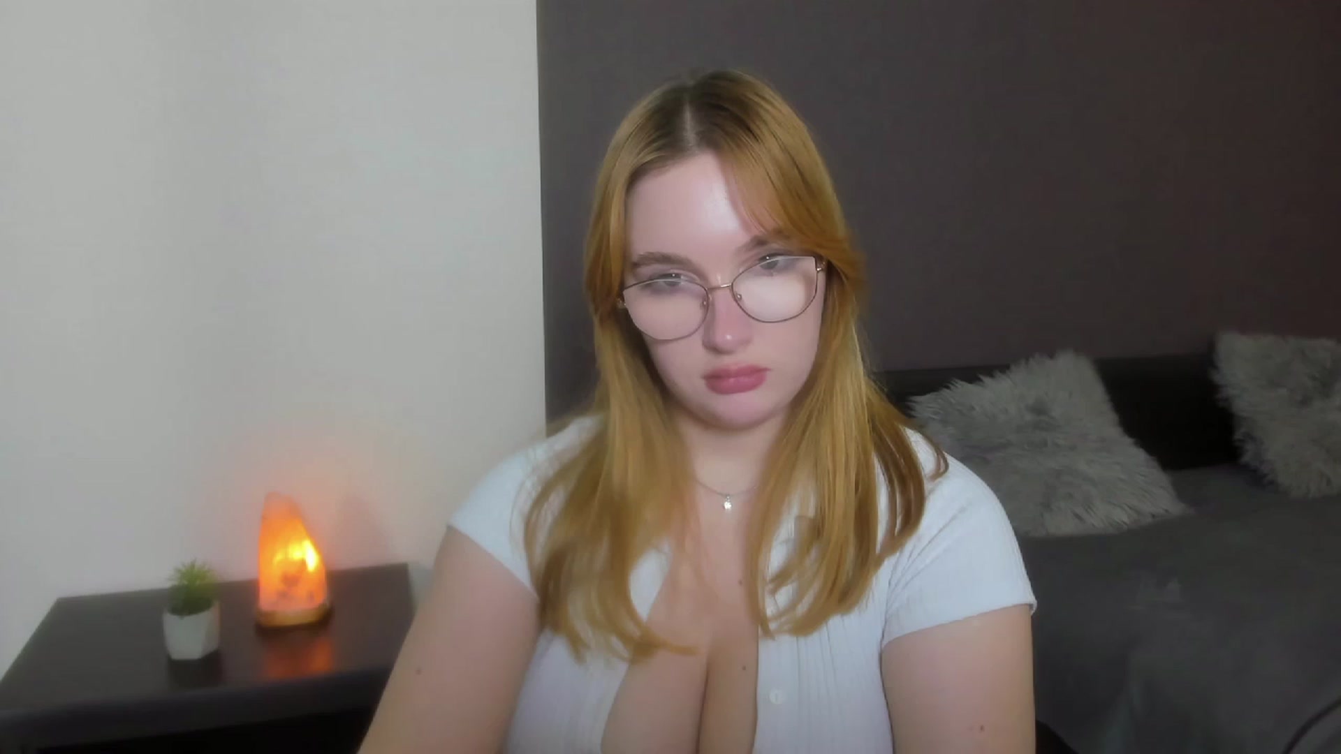 Gallery image thumbnail from AnaFoxy's myfreecams stream on, 11/29/2023, 13:58 image 20 of 20