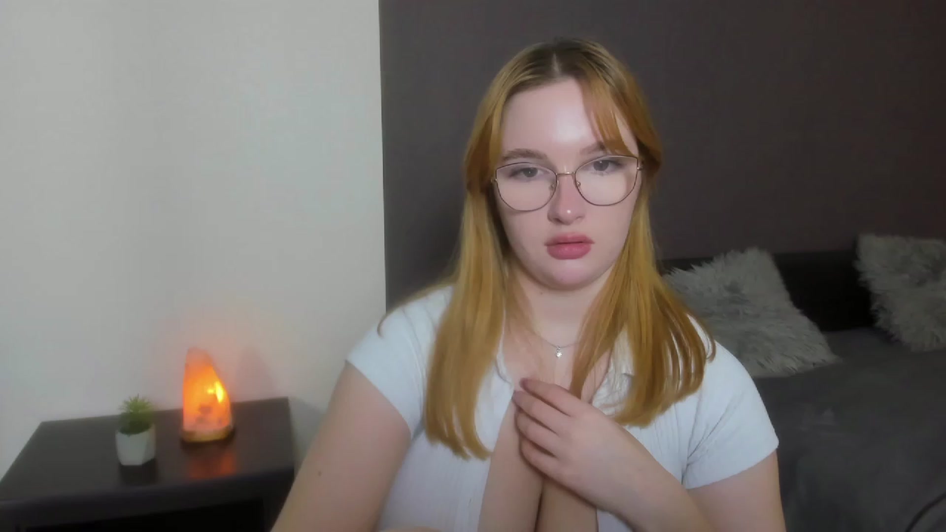 Gallery image thumbnail from AnaFoxy's myfreecams stream on, 11/29/2023, 13:58 image 3 of 20