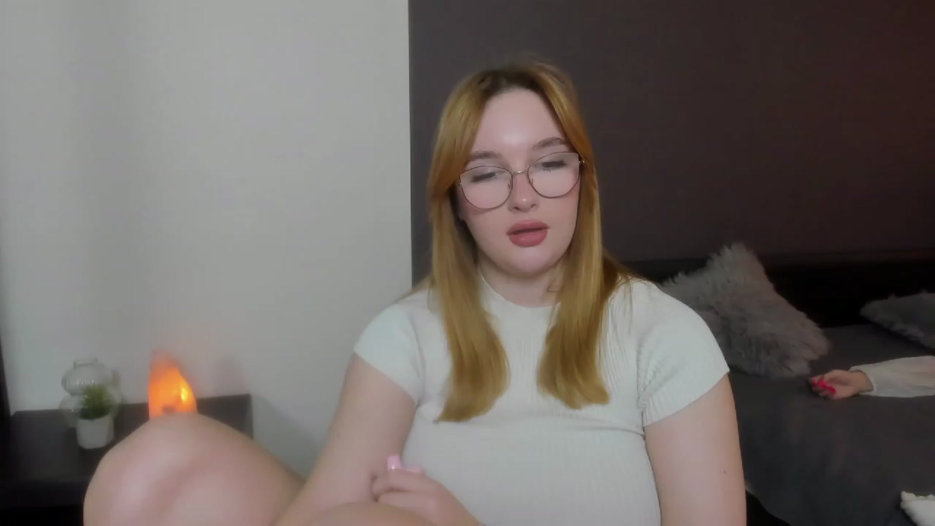 Gallery image thumbnail from AnaFoxy's myfreecams stream on, 11/30/2023, 10:52 image 11 of 20