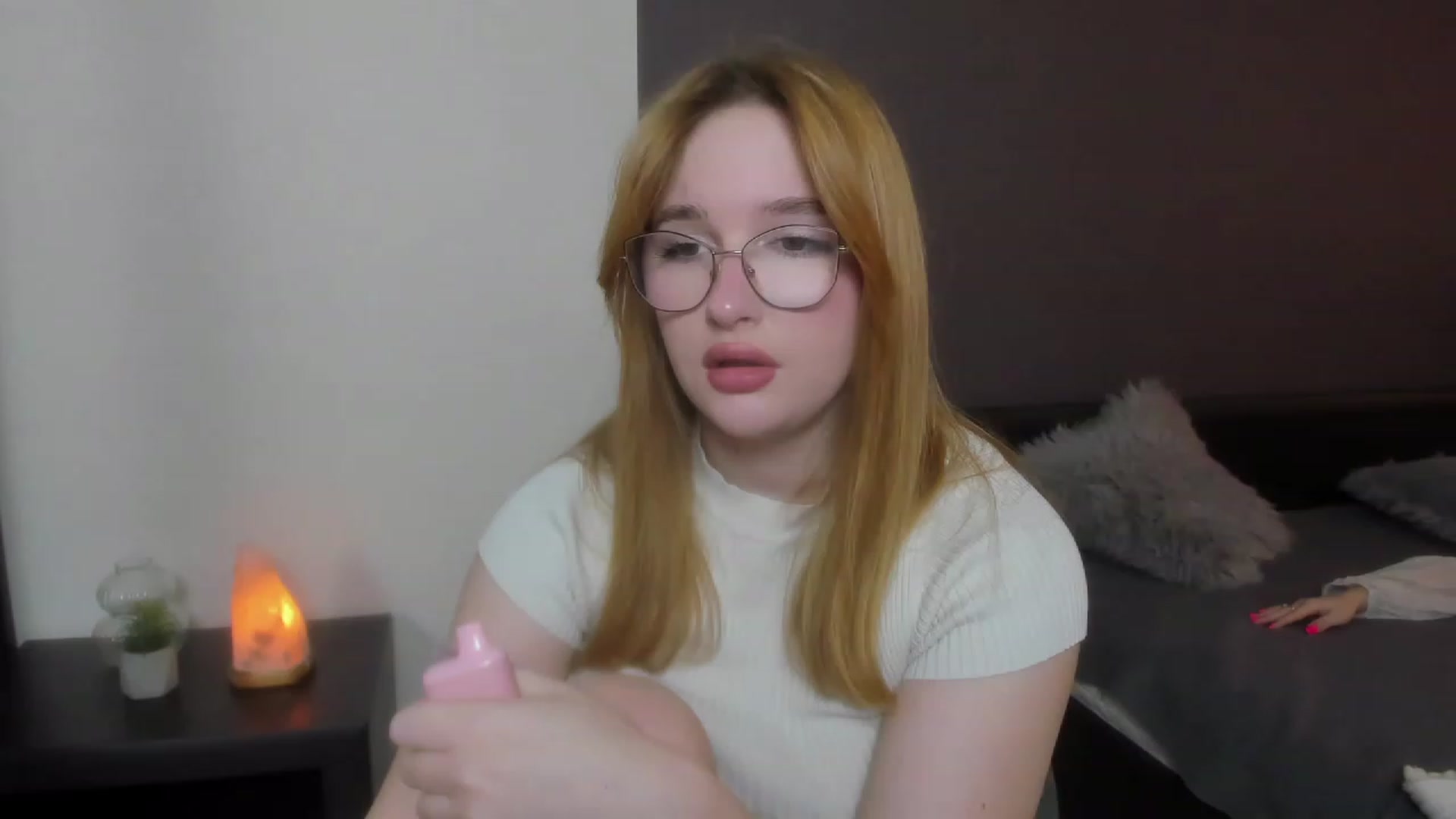 Gallery image thumbnail from AnaFoxy's myfreecams stream on, 11/30/2023, 10:52 image 15 of 20