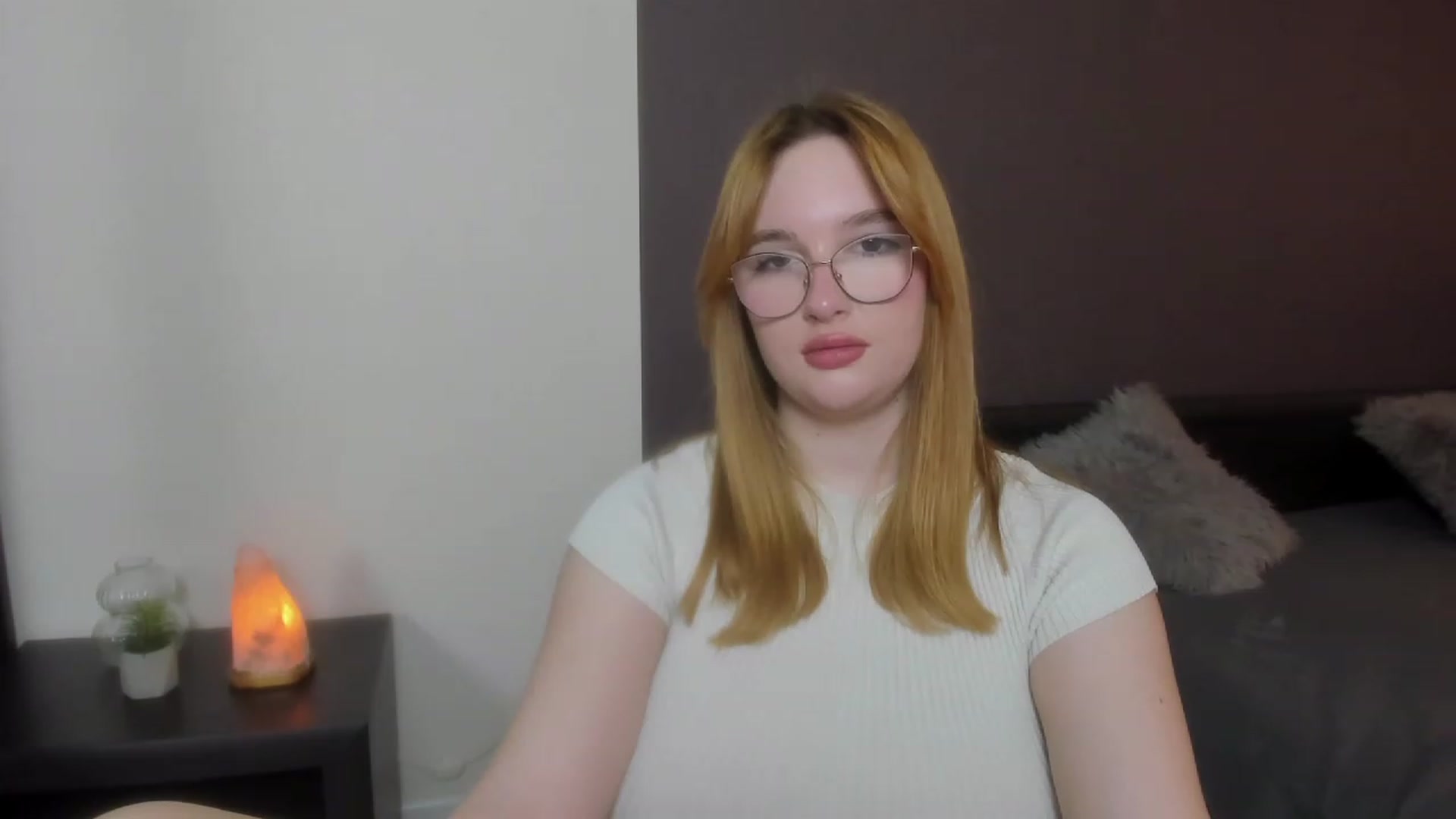 Gallery image thumbnail from AnaFoxy's myfreecams stream on, 11/30/2023, 11:53 image 16 of 20
