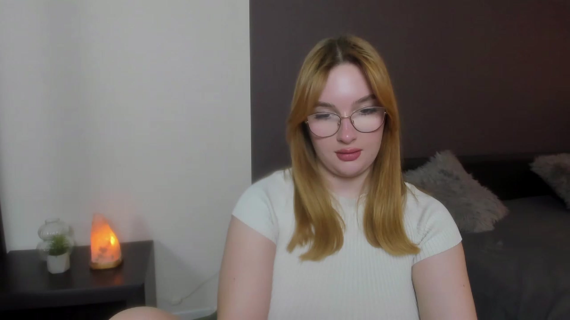 Gallery image thumbnail from AnaFoxy's myfreecams stream on, 11/30/2023, 11:53 image 17 of 20