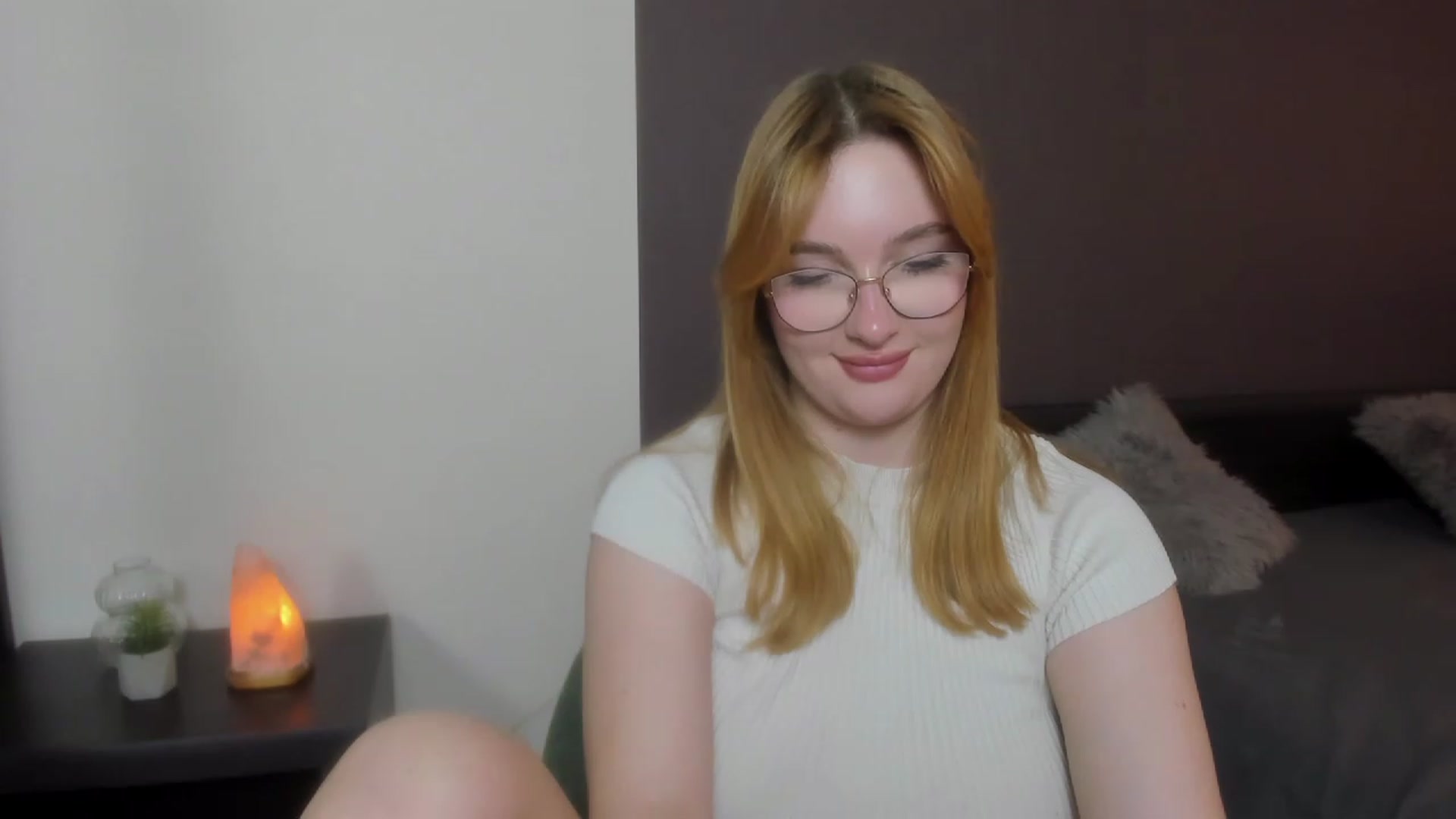 Gallery image thumbnail from AnaFoxy's myfreecams stream on, 11/30/2023, 11:53 image 11 of 20