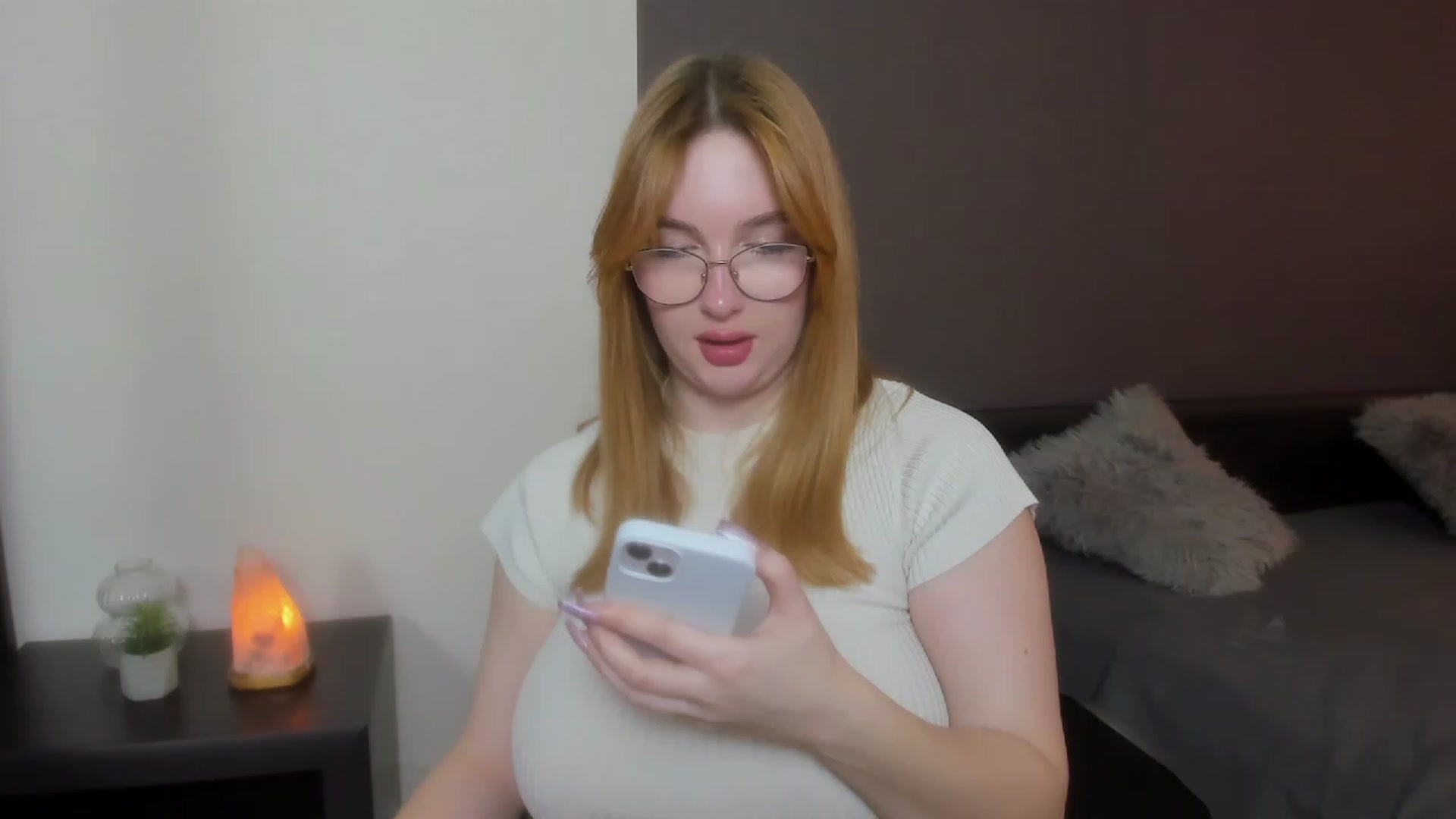 Gallery image thumbnail from AnaFoxy's myfreecams stream on, 11/30/2023, 11:53 image 9 of 20