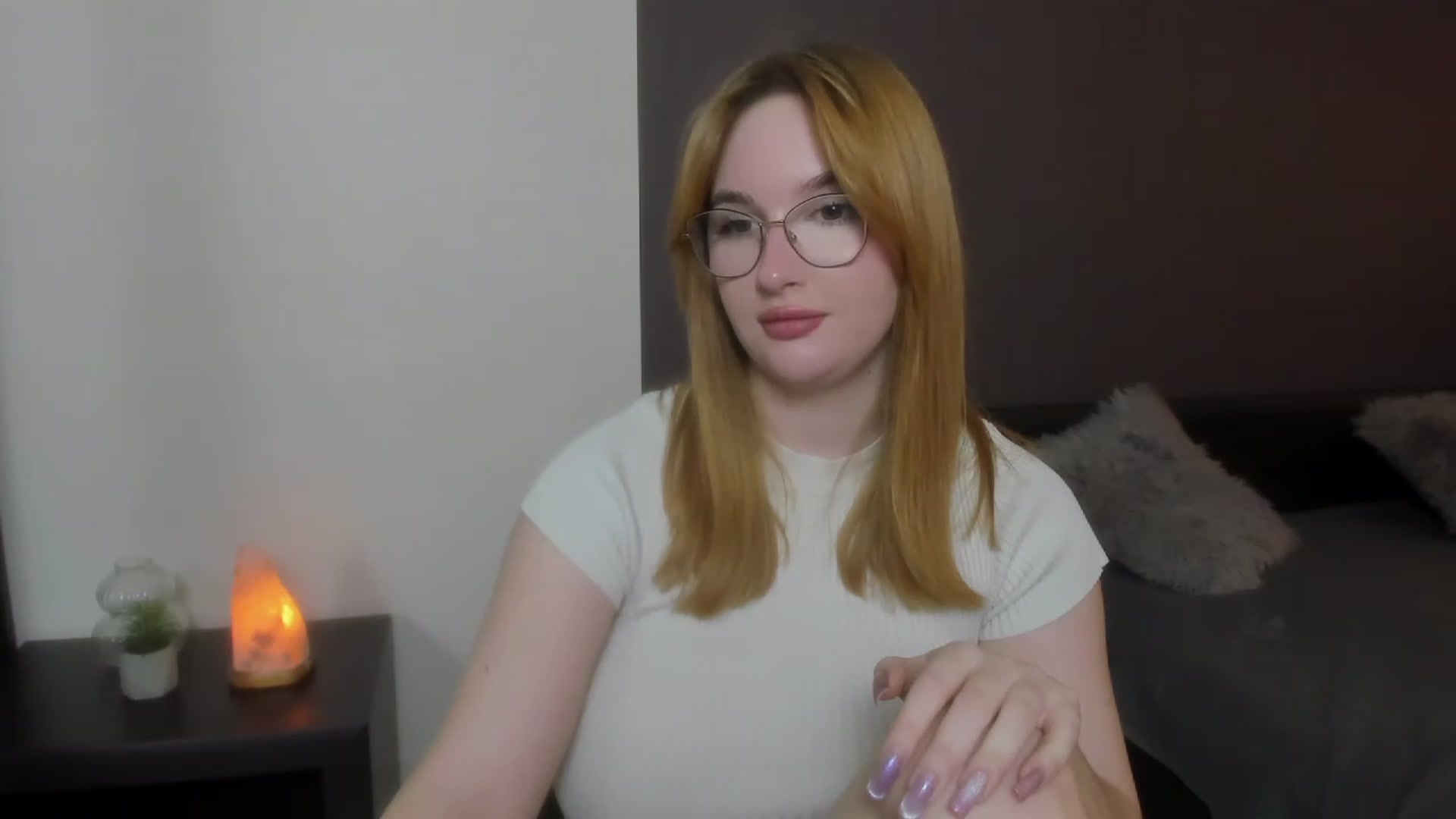 Gallery image thumbnail from AnaFoxy's myfreecams stream on, 11/30/2023, 11:53 image 18 of 20