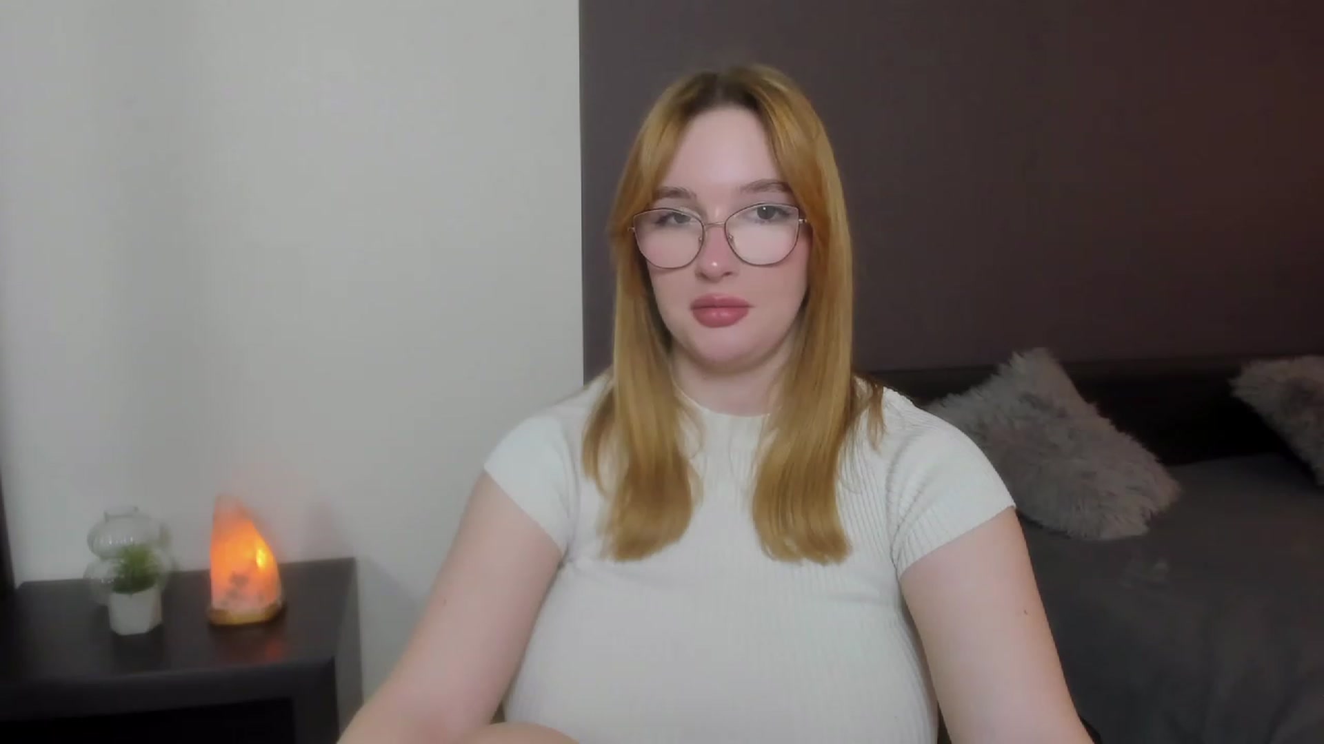 Gallery image thumbnail from AnaFoxy's myfreecams stream on, 11/30/2023, 11:53 image 12 of 20