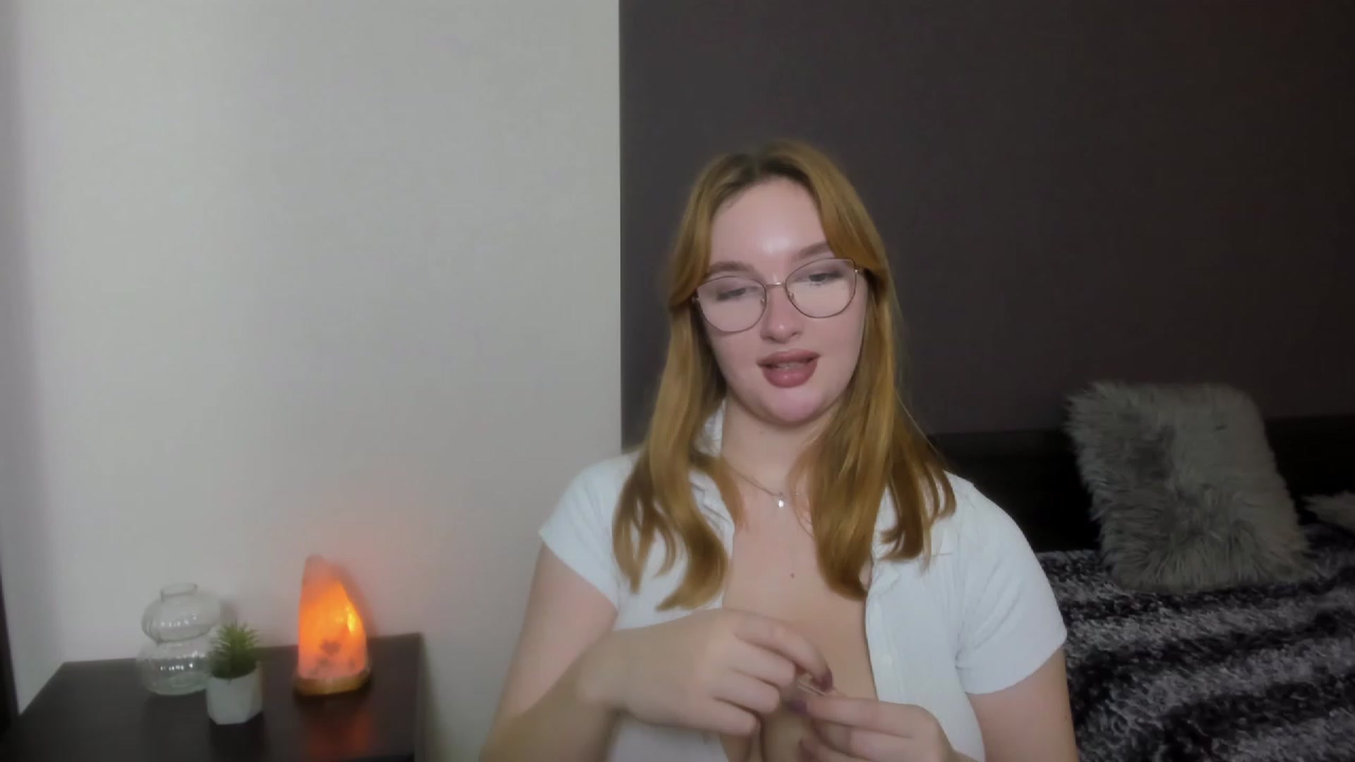 Gallery image thumbnail from AnaFoxy's myfreecams stream on, 12/02/2023, 11:09 image 19 of 20