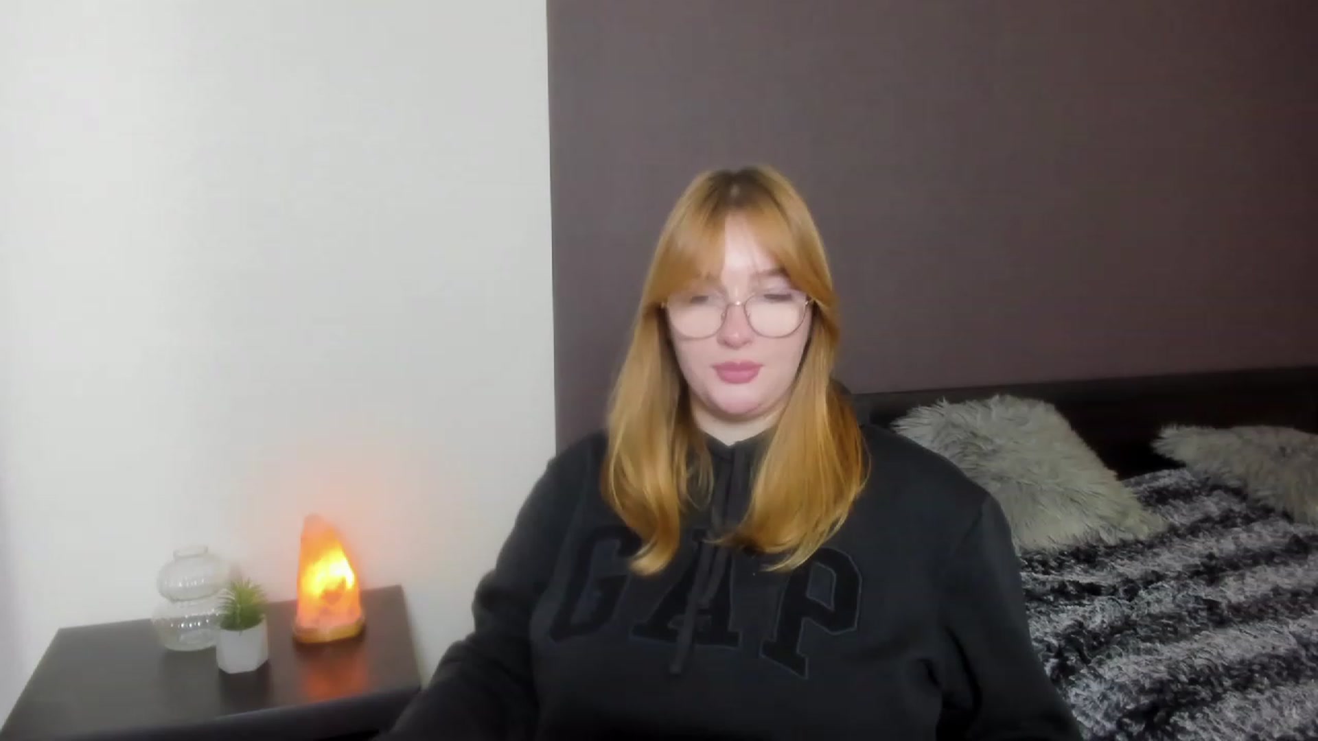 Gallery image thumbnail from AnaFoxy's myfreecams stream on, 12/03/2023, 11:43 image 5 of 20