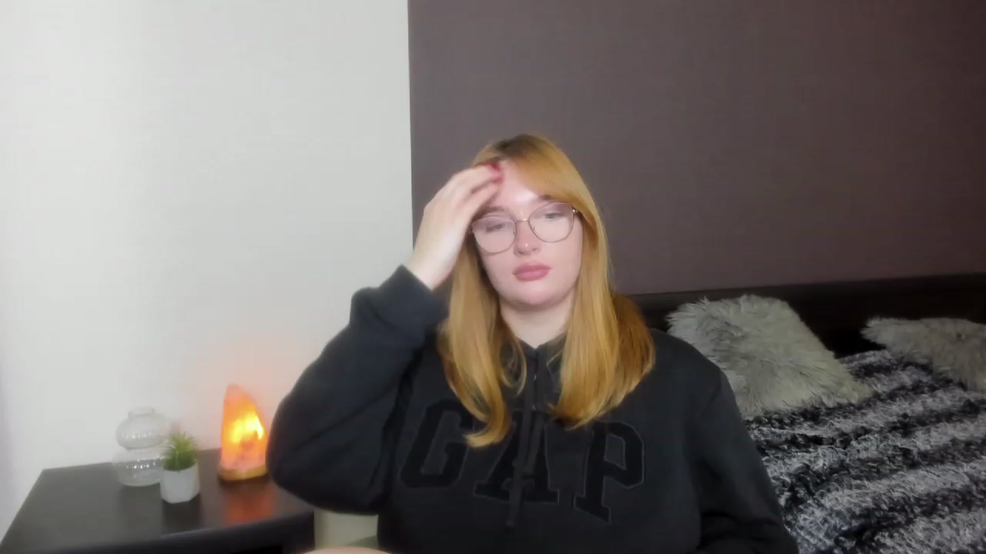 Gallery image thumbnail from AnaFoxy's myfreecams stream on, 12/03/2023, 11:43 image 14 of 20