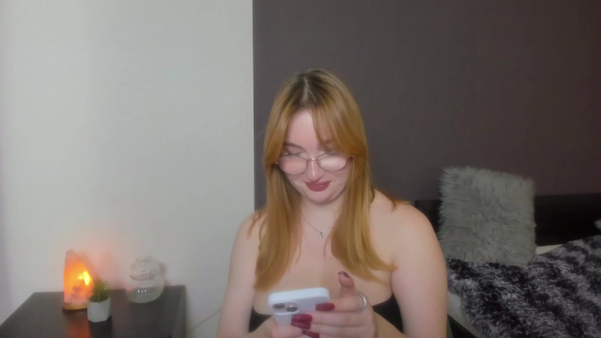Gallery image thumbnail from AnaFoxy's myfreecams stream on, 12/09/2023, 12:52 image 7 of 20