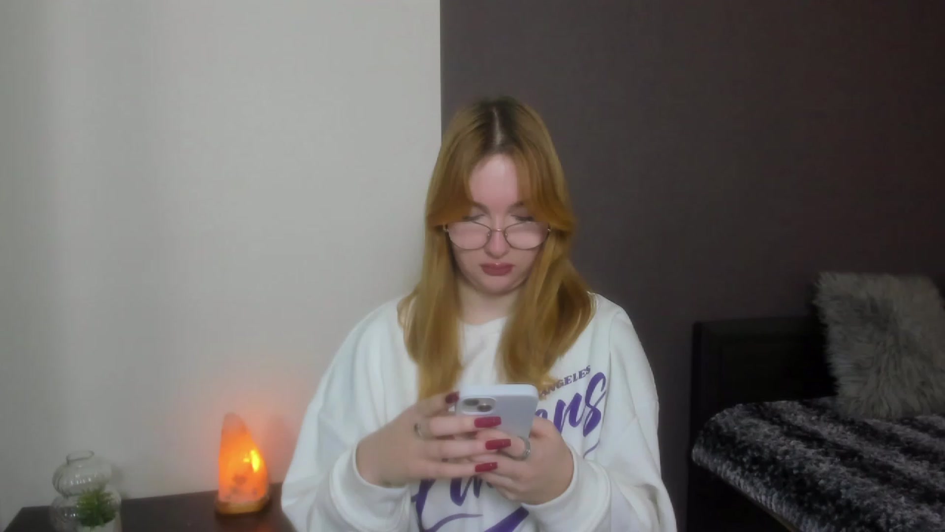 Gallery image thumbnail from AnaFoxy's myfreecams stream on, 12/12/2023, 08:50 image 15 of 20