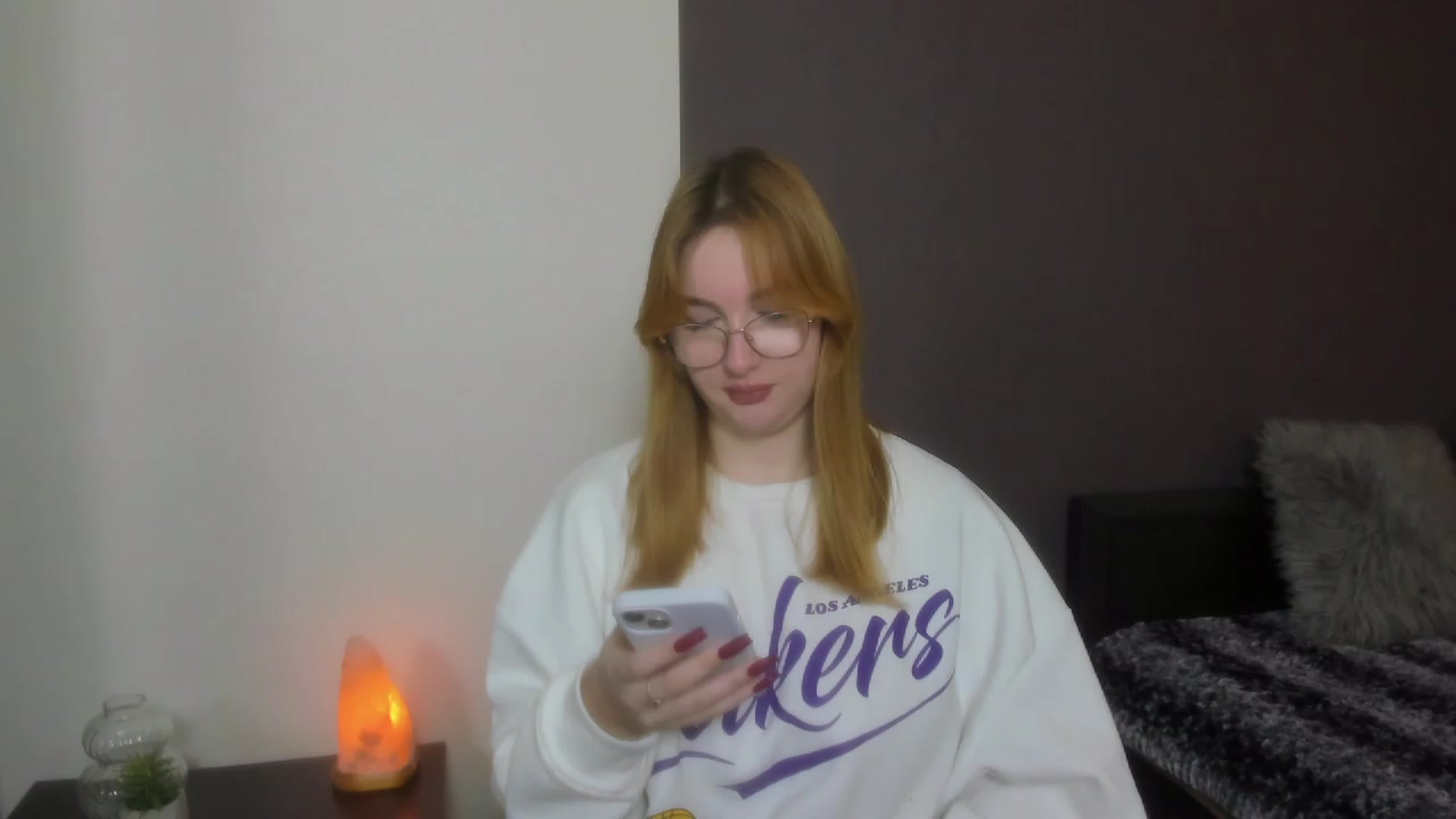 Gallery image thumbnail from AnaFoxy's myfreecams stream on, 12/12/2023, 08:50 image 5 of 20
