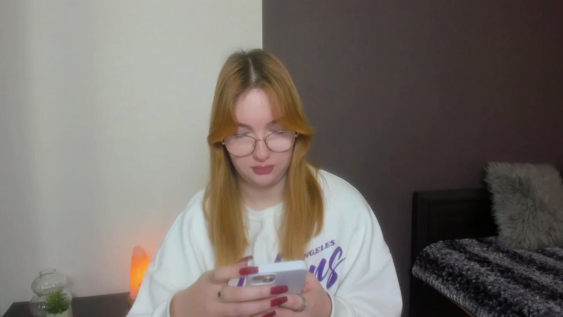 Gallery image thumbnail from AnaFoxy's myfreecams stream on, 12/12/2023, 08:50 image 14 of 20