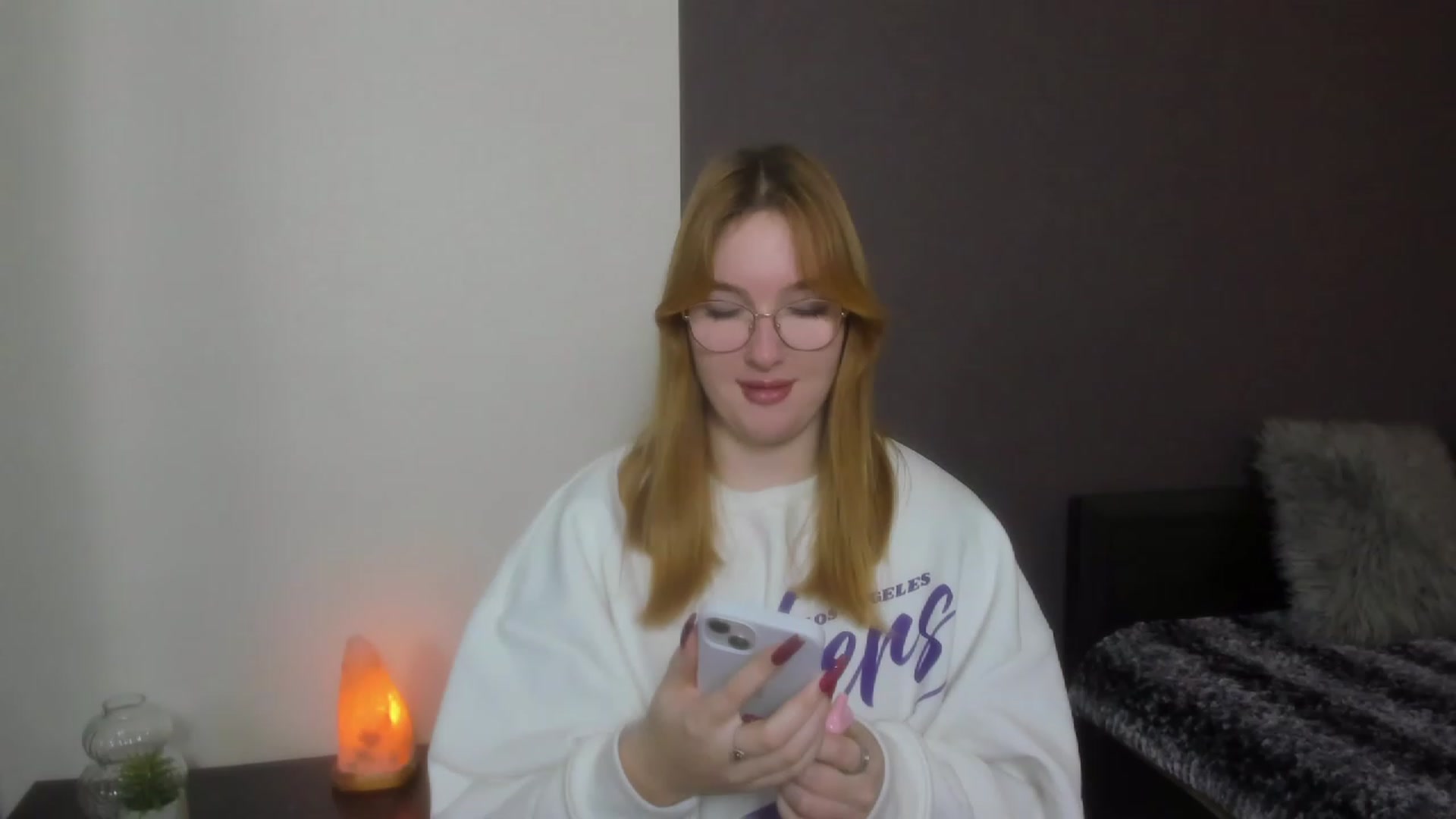 Gallery image thumbnail from AnaFoxy's myfreecams stream on, 12/12/2023, 08:50 image 12 of 20