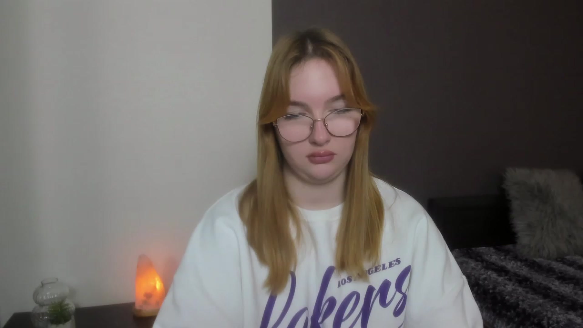 Gallery image thumbnail from AnaFoxy's myfreecams stream on, 12/12/2023, 09:40 image 10 of 20