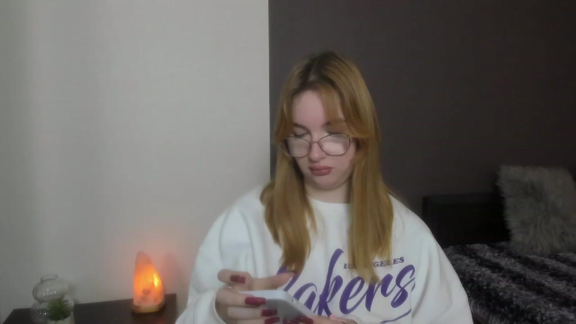 Gallery image thumbnail from AnaFoxy's myfreecams stream on, 12/12/2023, 09:40 image 17 of 20
