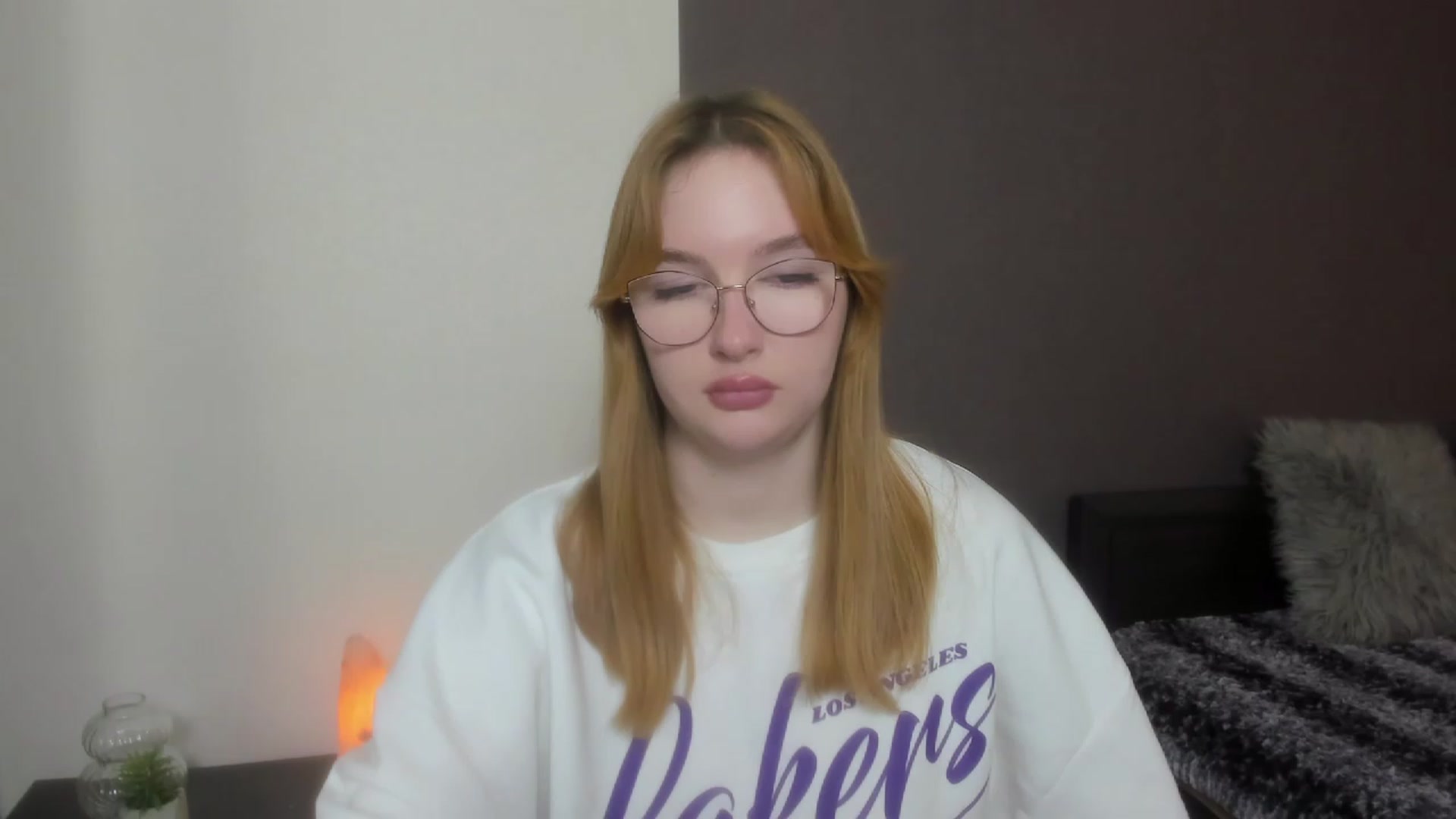 Gallery image thumbnail from AnaFoxy's myfreecams stream on, 12/12/2023, 09:40 image 6 of 20