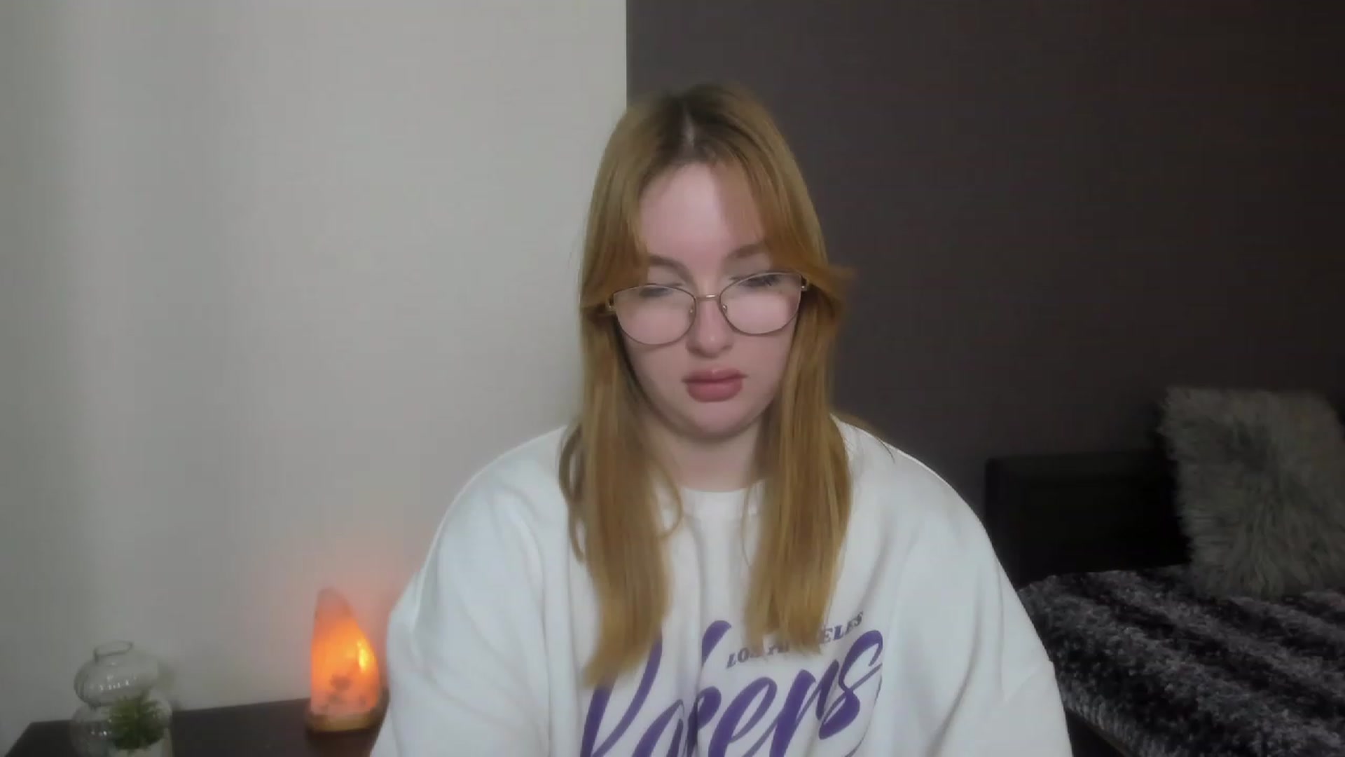 Gallery image thumbnail from AnaFoxy's myfreecams stream on, 12/12/2023, 10:08 image 16 of 20