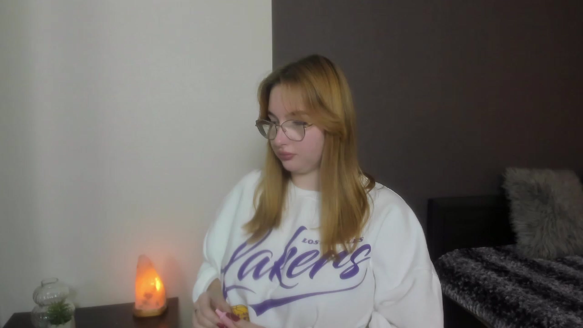 Gallery image thumbnail from AnaFoxy's myfreecams stream on, 12/12/2023, 10:08 image 8 of 20
