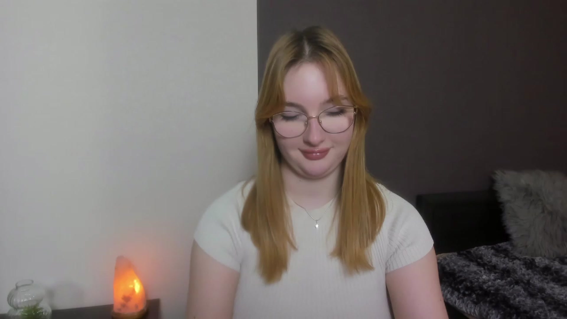 Gallery image thumbnail from AnaFoxy's myfreecams stream on, 12/12/2023, 11:26 image 5 of 20