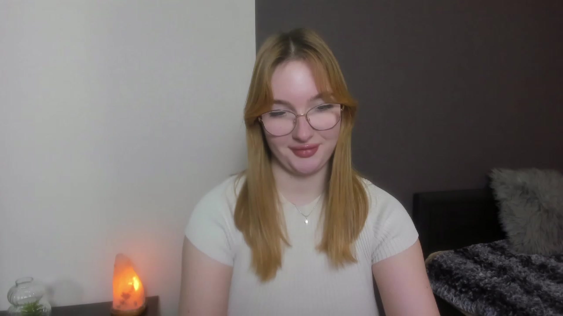 Gallery image thumbnail from AnaFoxy's myfreecams stream on, 12/12/2023, 11:26 image 3 of 20