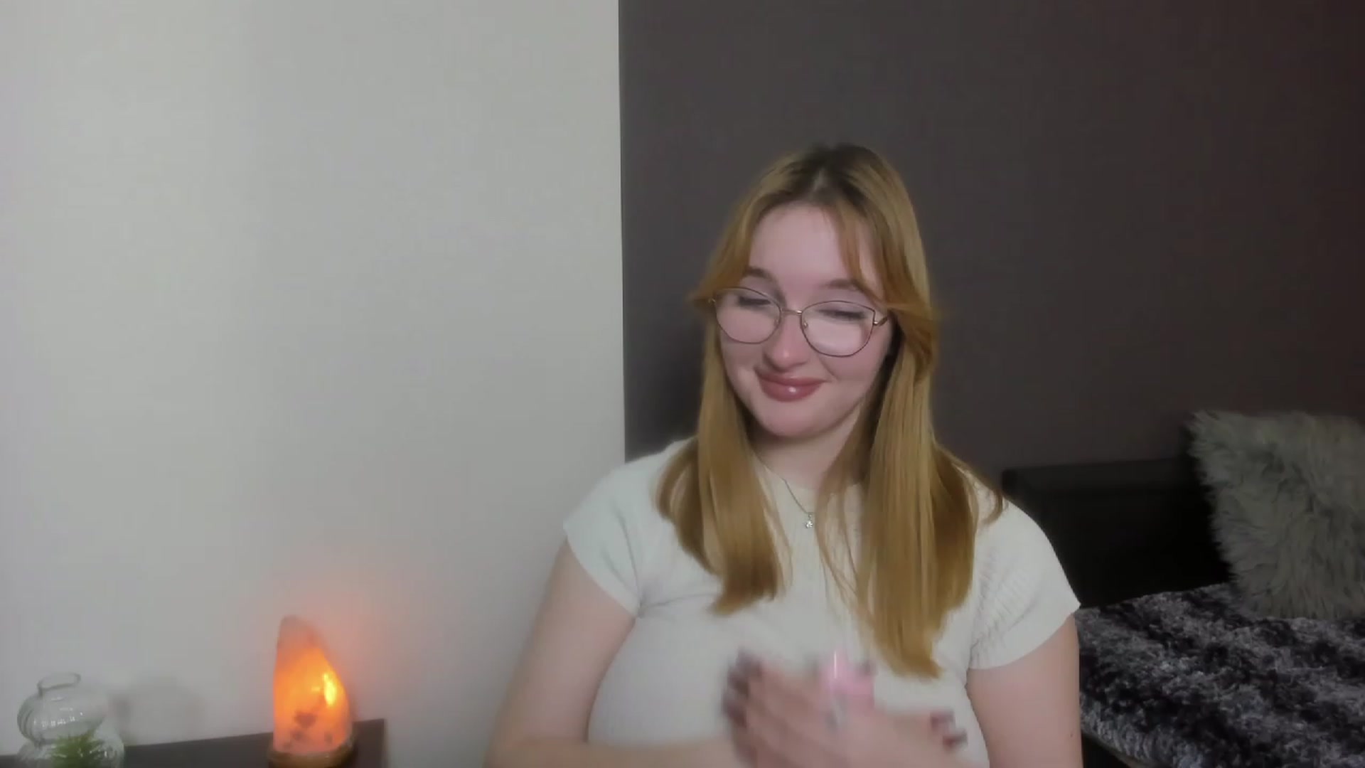 Gallery image thumbnail from AnaFoxy's myfreecams stream on, 12/12/2023, 12:13 image 19 of 20